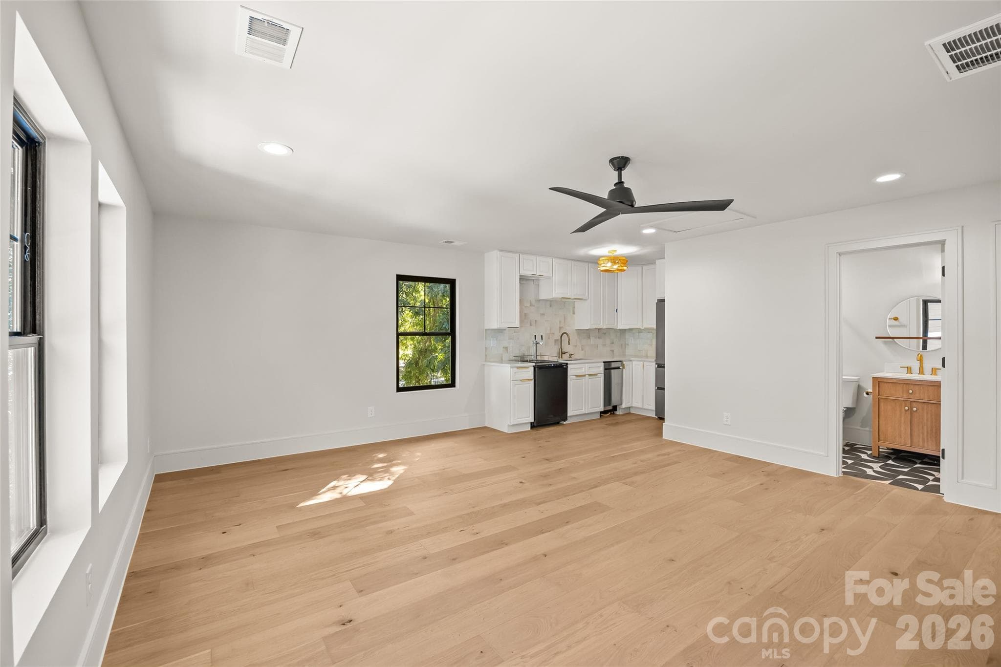 Single Family Residence at 1217 Parkwood Avenue, Charlotte, photo 45 of 48