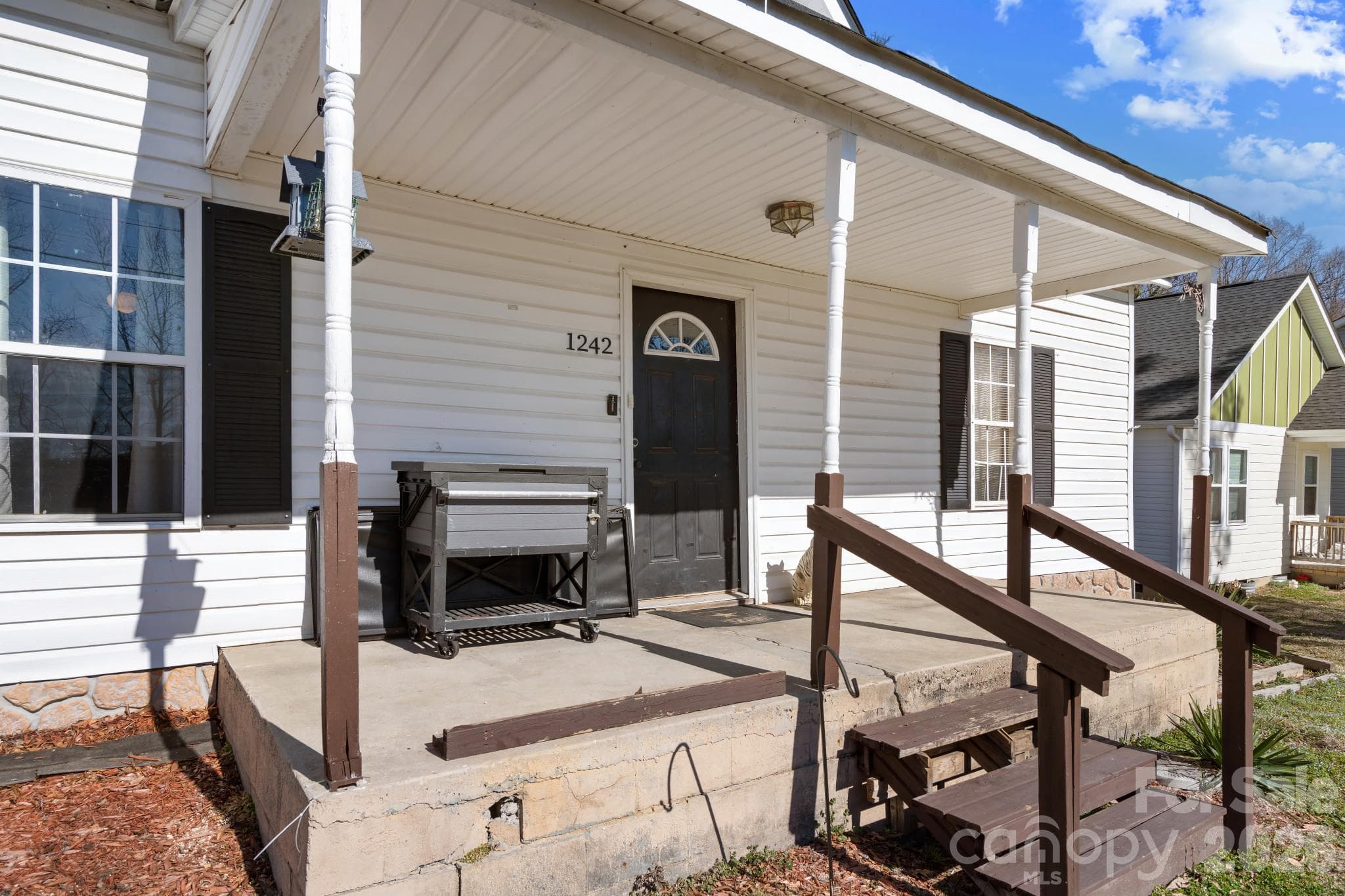 Single Family Residence at 1242 W Airline Avenue, Gastonia, photo 2 of 10