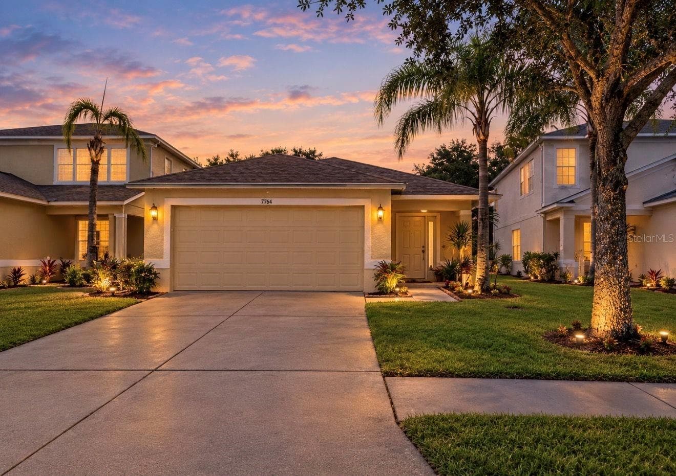 7746 CARRIAGE POINTE DR