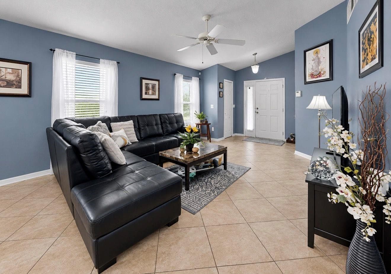 Single Family Residence at 7746 CARRIAGE POINTE DR, GIBSONTON, photo 5 of 24