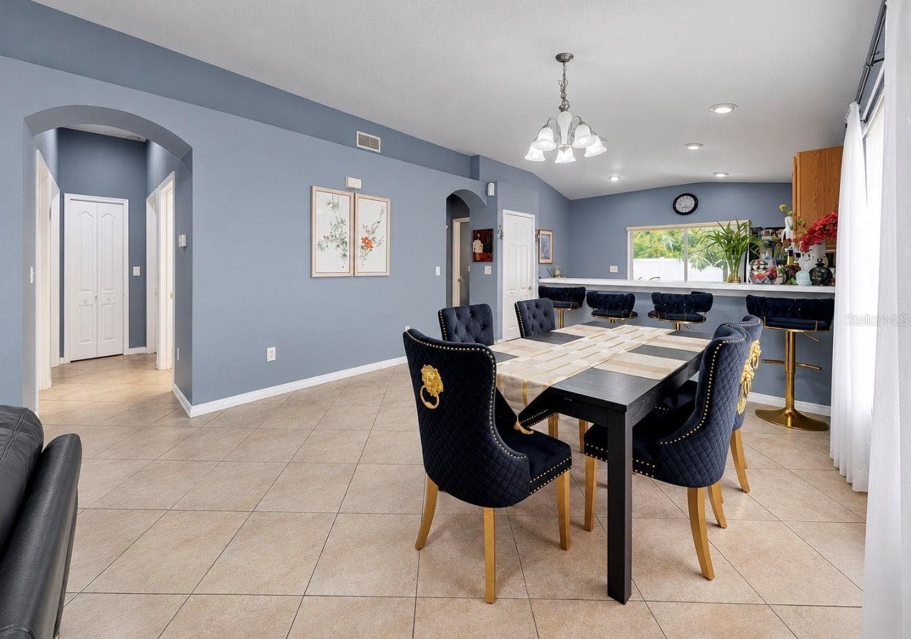 Single Family Residence at 7746 CARRIAGE POINTE DR, GIBSONTON, photo 9 of 24