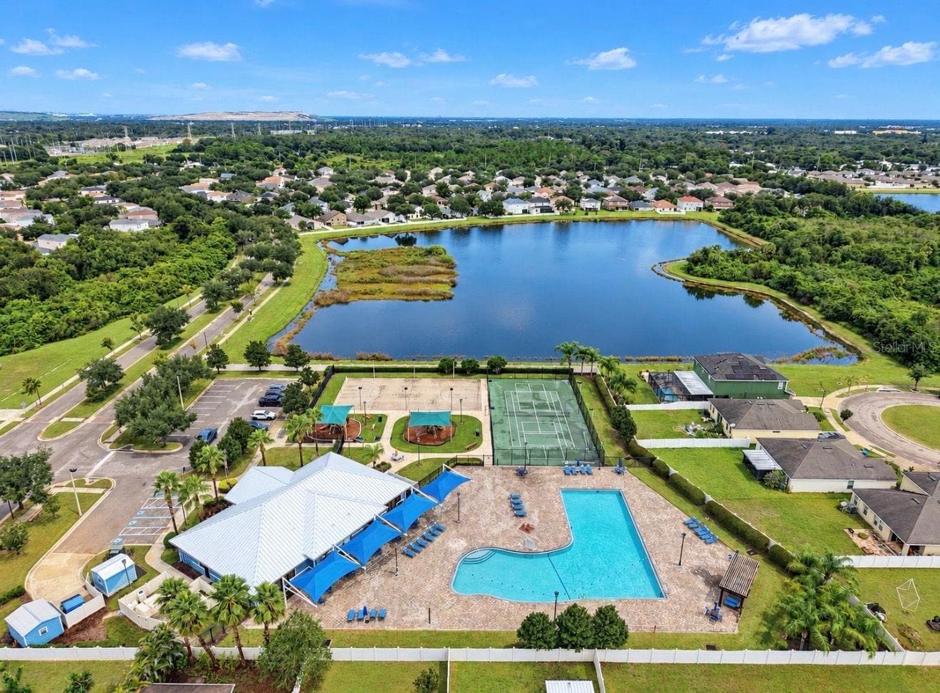 Single Family Residence at 7746 CARRIAGE POINTE DR, GIBSONTON, photo 23 of 24