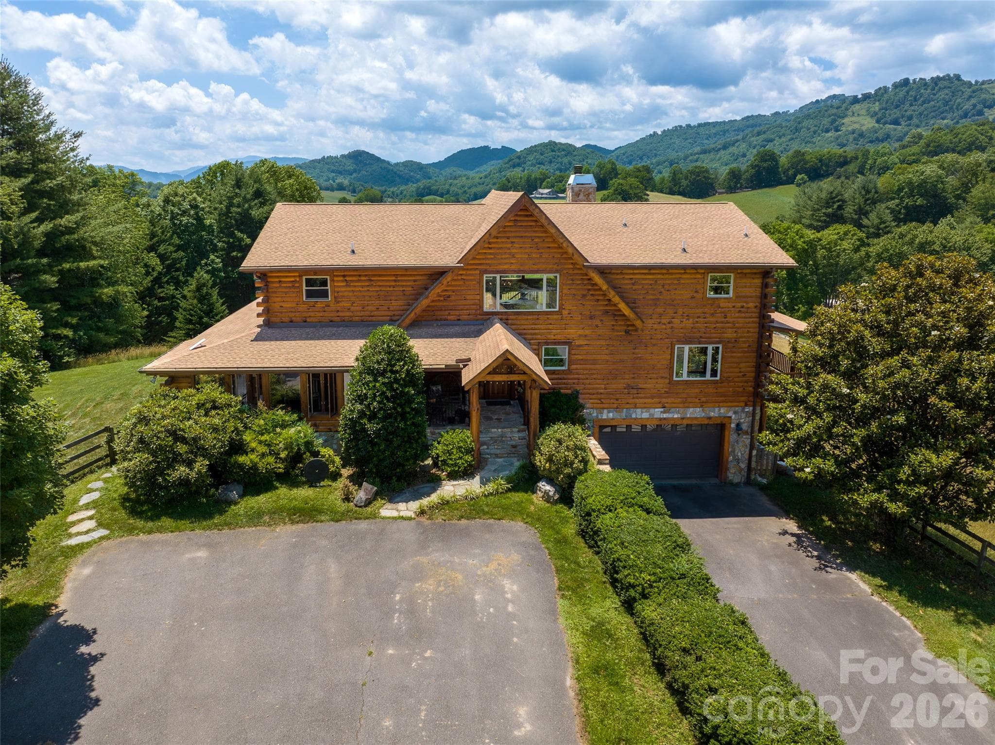 Primary home. - 316 Stevenson Cove Road, Waynesville