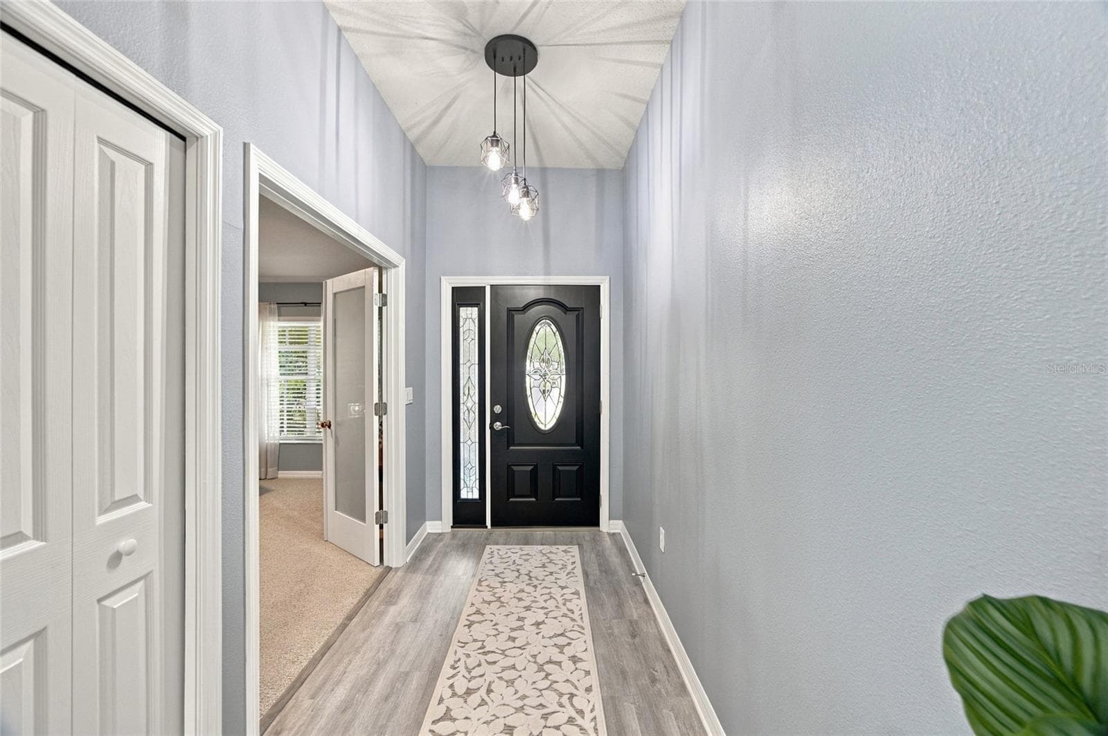 Single Family Residence at 6501 BRIDGECREST DR, LITHIA, photo 8 of 55