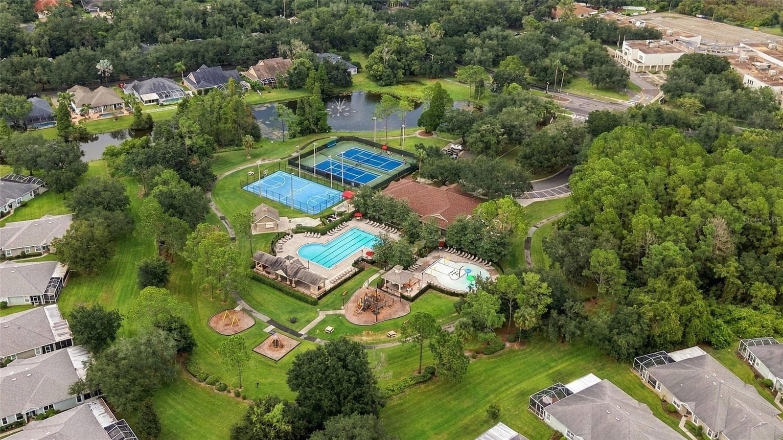 Single Family Residence at 6501 BRIDGECREST DR, LITHIA, photo 50 of 55