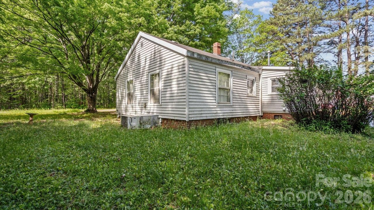 Single Family Residence at 515 E Torbush Drive, Salisbury, photo 29 of 38