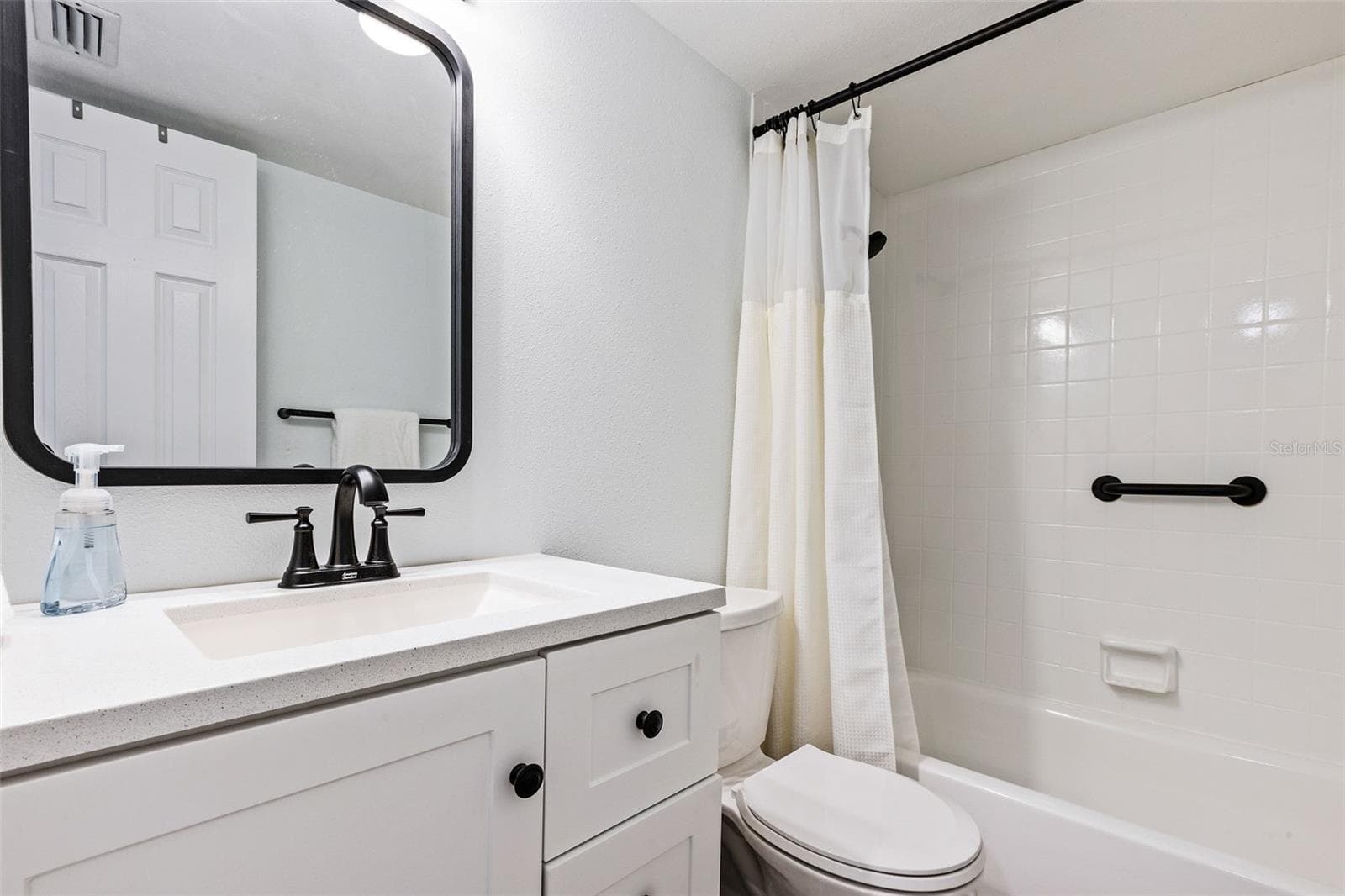 Condominium at 4831 SAXON DR #1080, NEW SMYRNA BEACH, photo 18 of 40