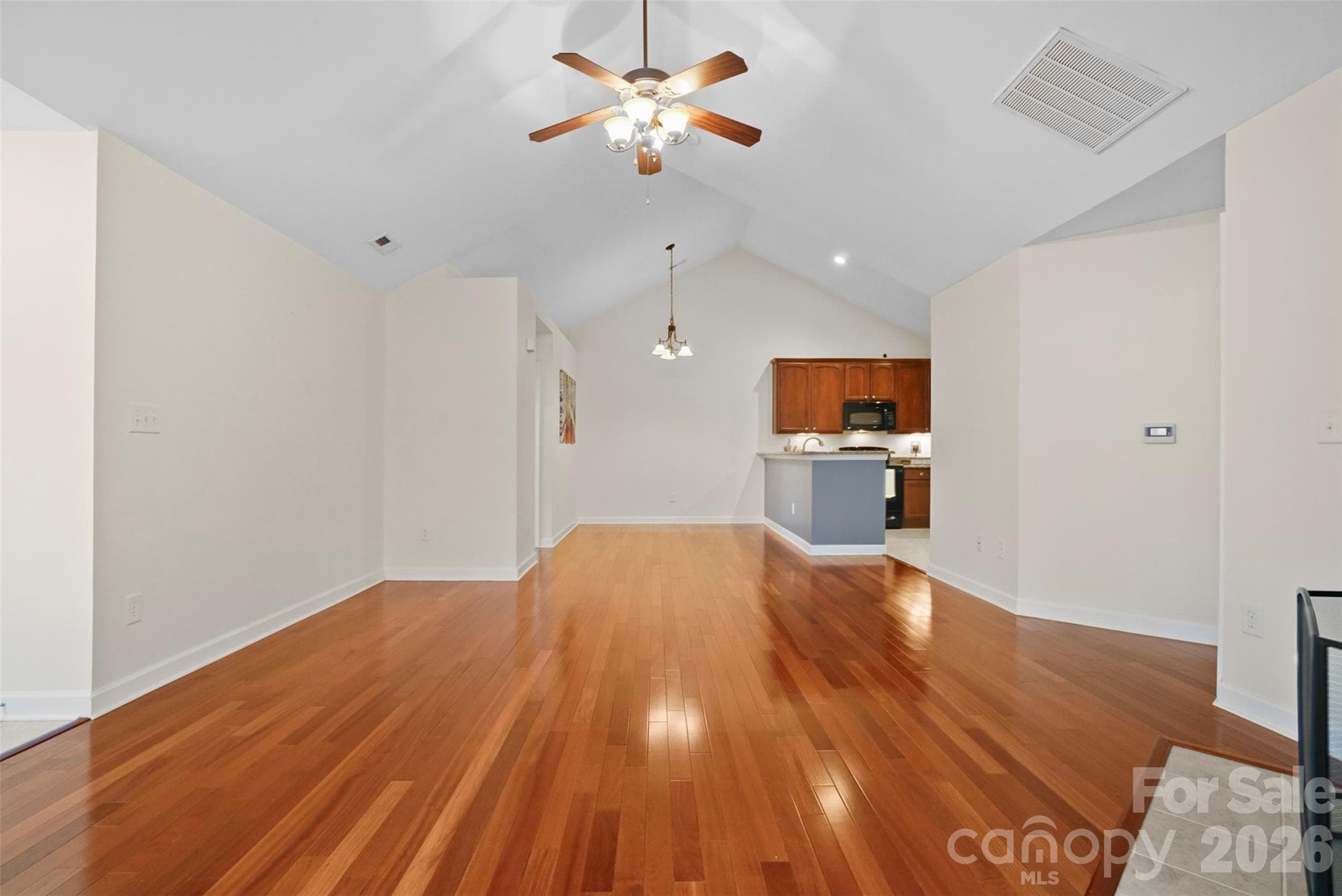Condominium at 5518 Prosperity View Drive, Charlotte, photo 13 of 38