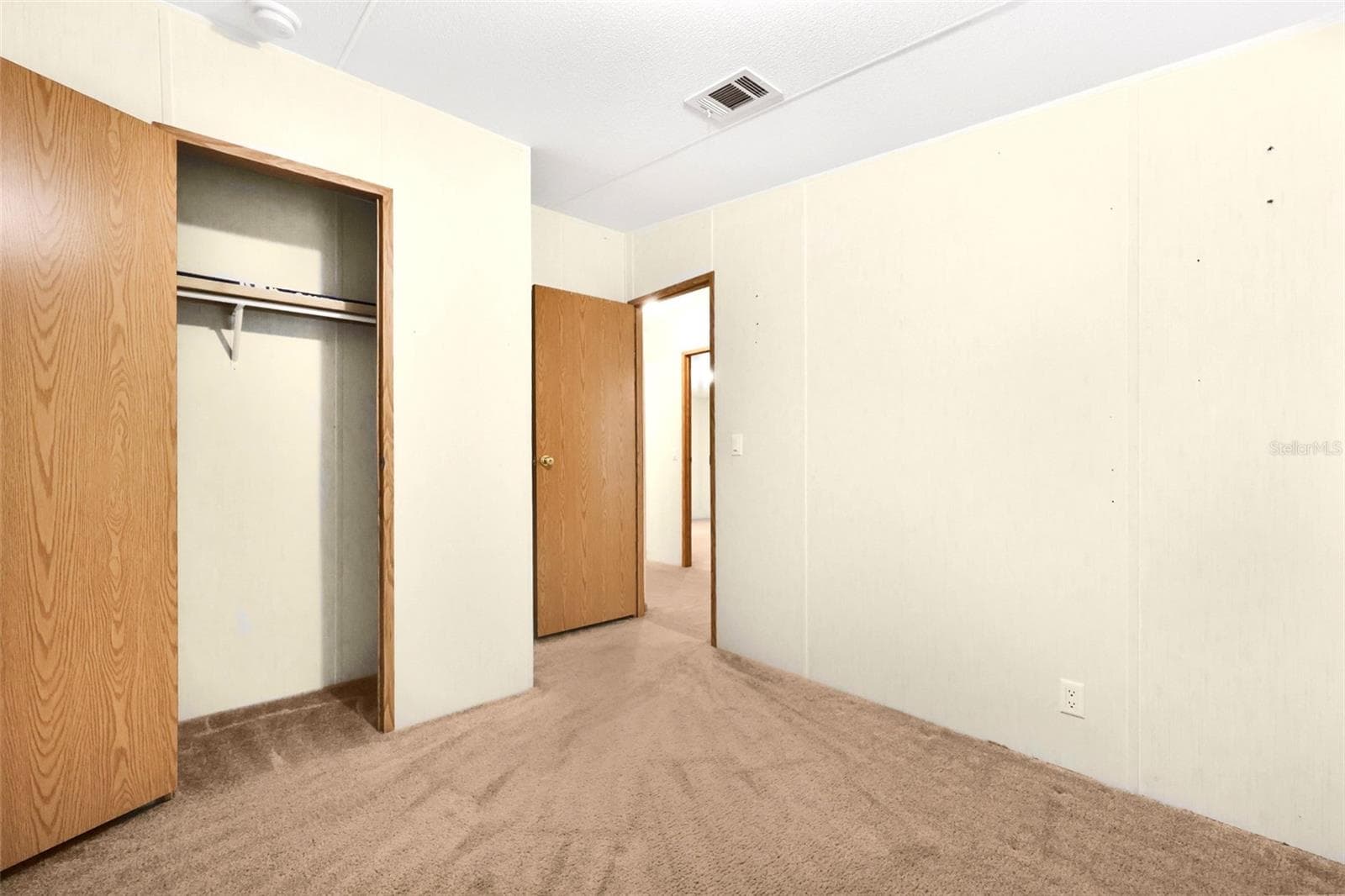 Second bedroom angle 2 - 16145 SE 56TH PLACE RD, OCKLAWAHA