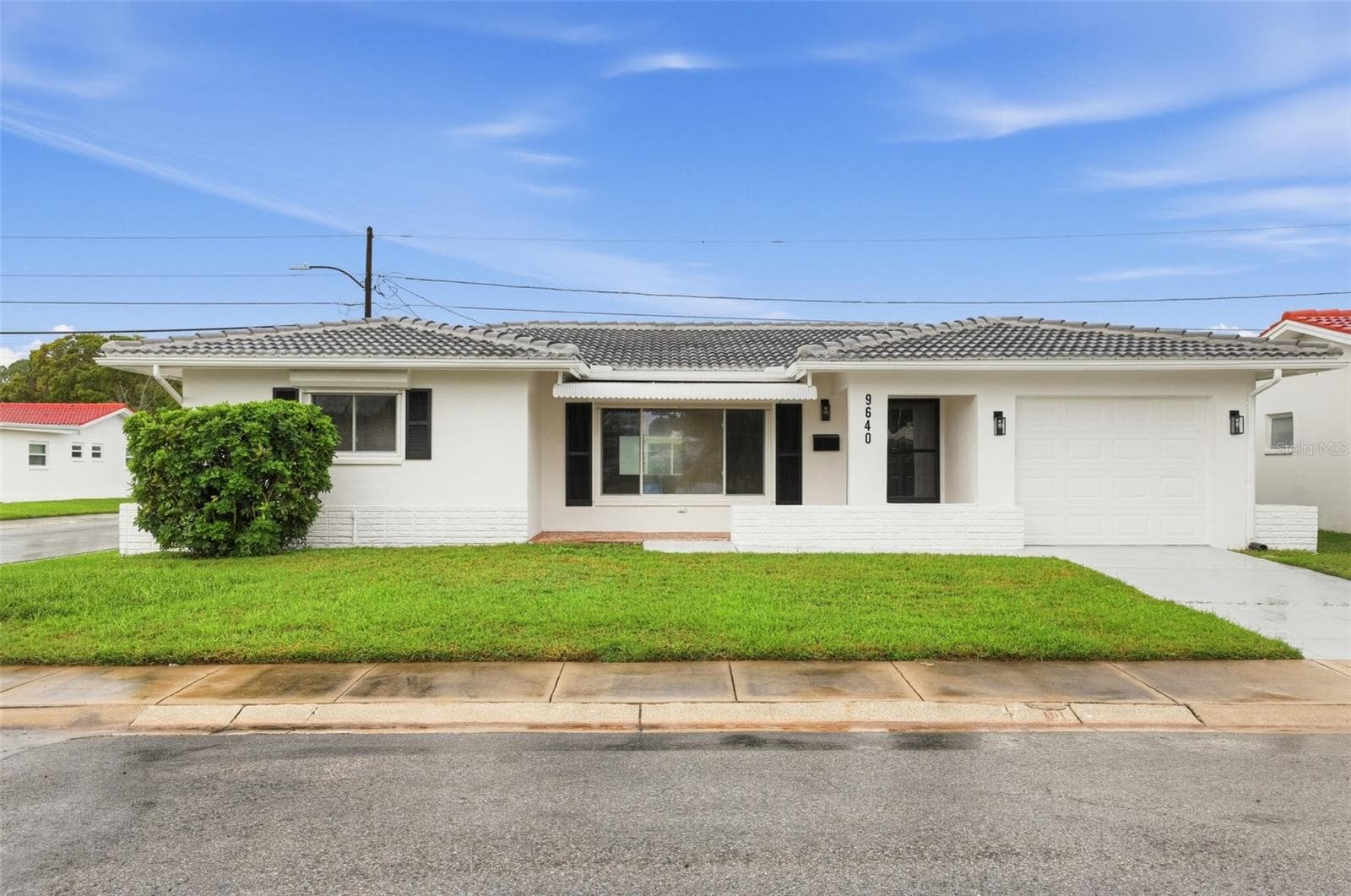 Front House - 9640 45TH ST N, PINELLAS PARK