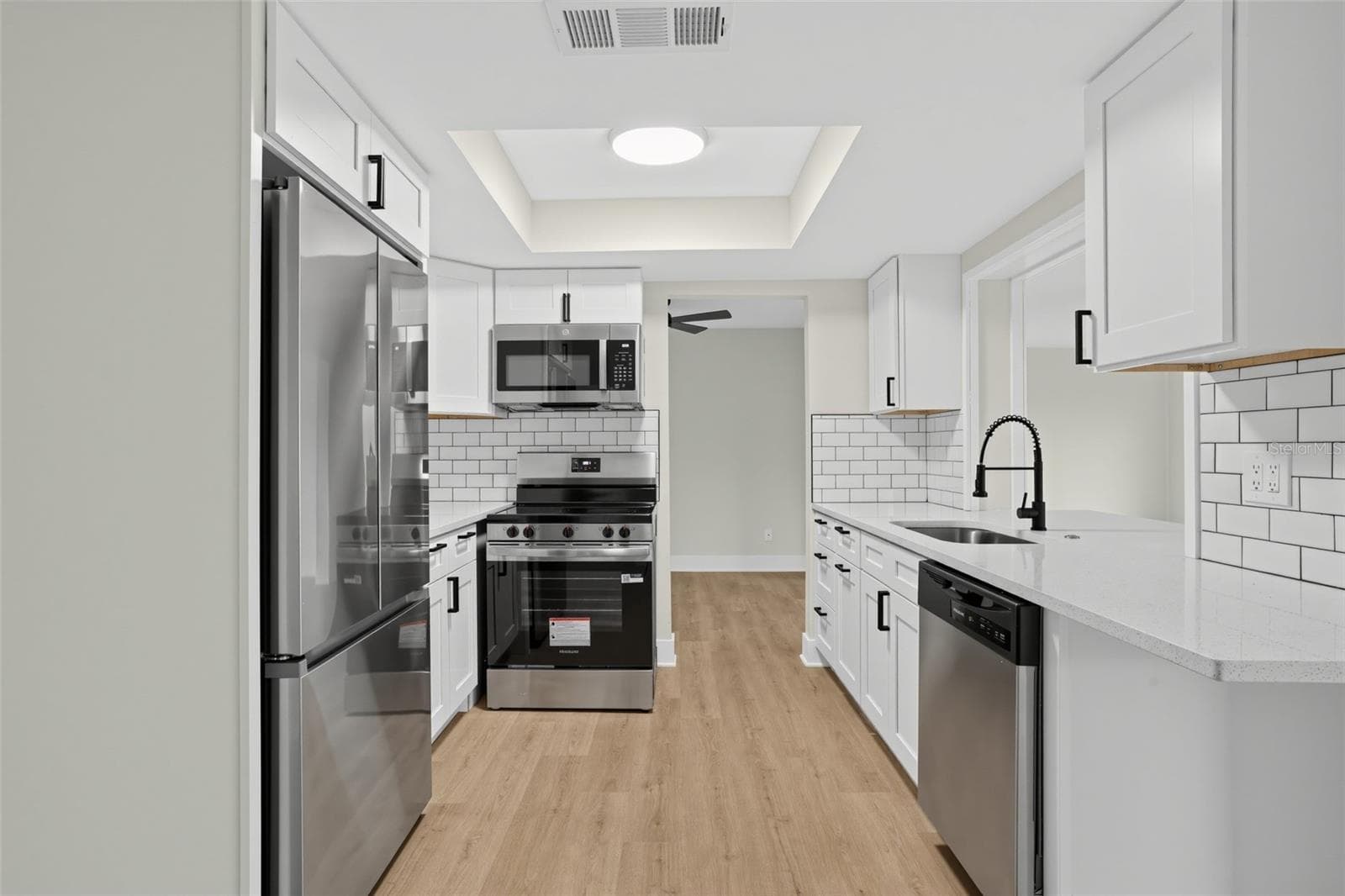 Kitchen - 9640 45TH ST N, PINELLAS PARK