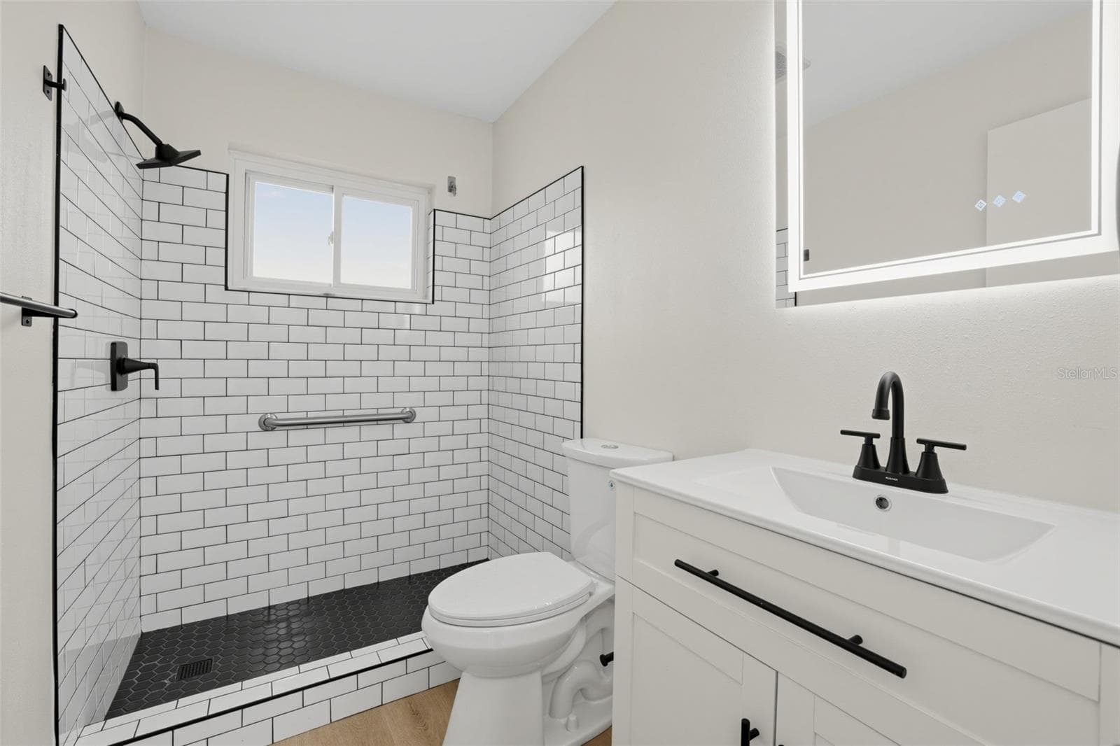 Guest Bath - 9640 45TH ST N, PINELLAS PARK
