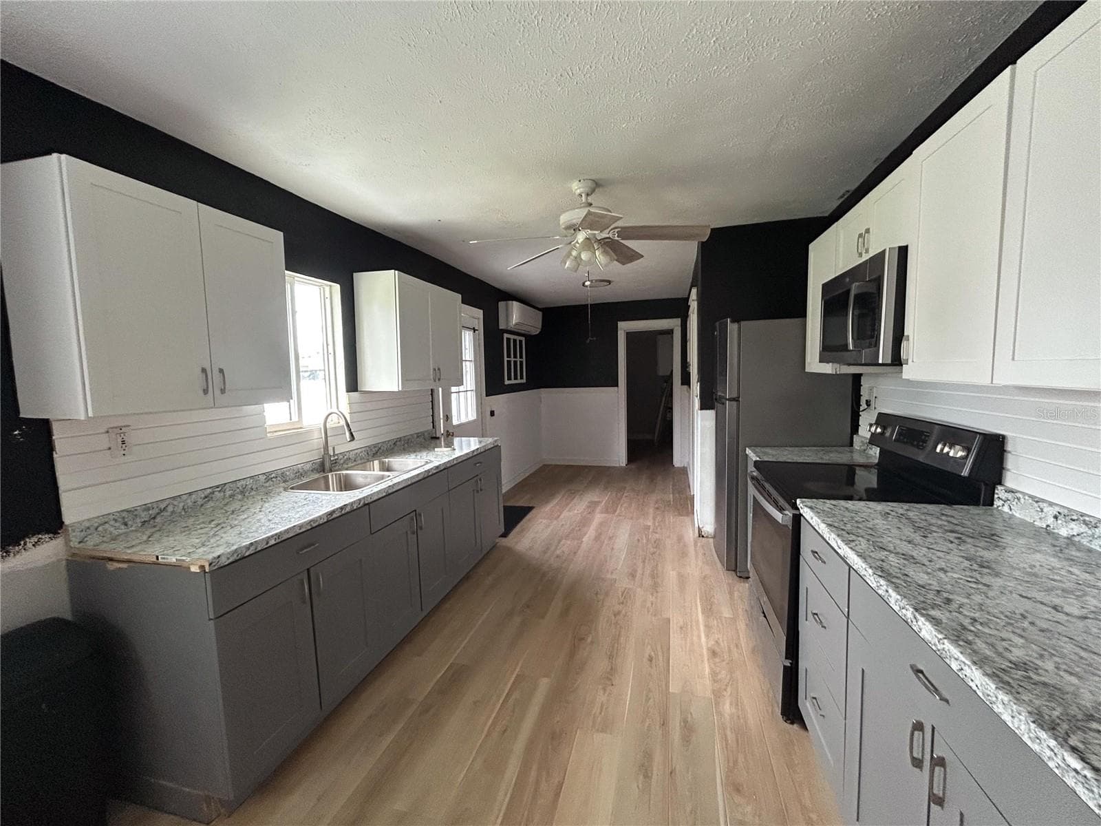 KITCHEN - 650 9TH ST NE, WINTER HAVEN