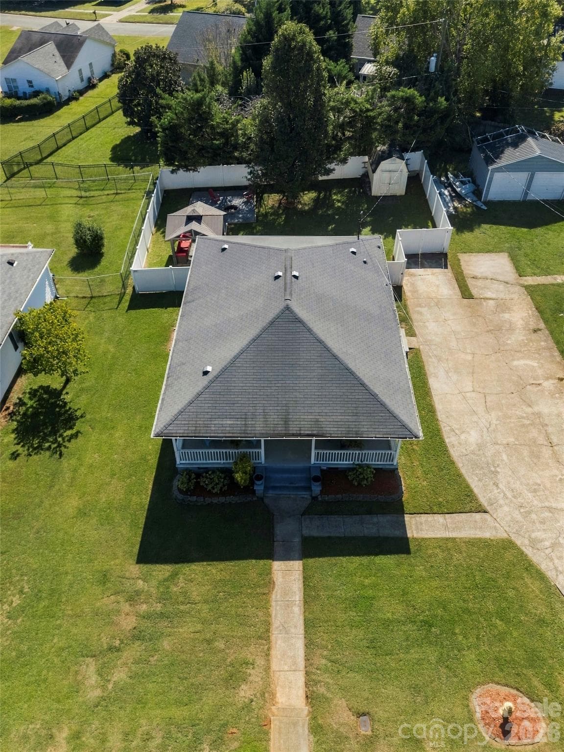 Single Family Residence at 1501 Perfection Avenue, Belmont, photo 34 of 38