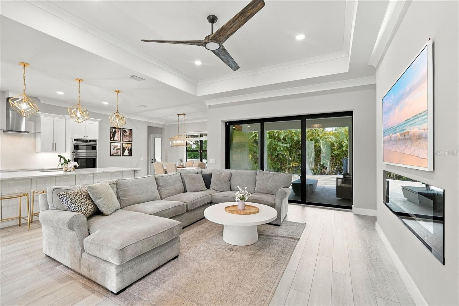 Single Family Residence at 3946 COUNTRY VIEW DR, SARASOTA, photo 16 of 98