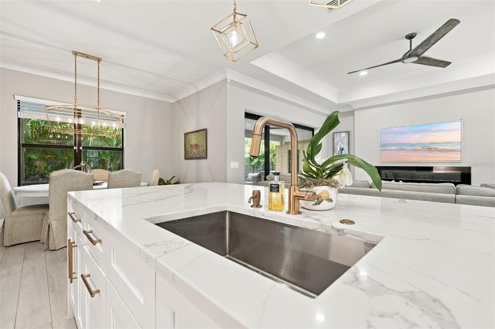 Single Family Residence at 3946 COUNTRY VIEW DR, SARASOTA, photo 27 of 98