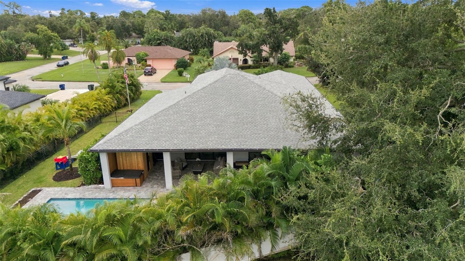 Single Family Residence at 3946 COUNTRY VIEW DR, SARASOTA, photo 83 of 98