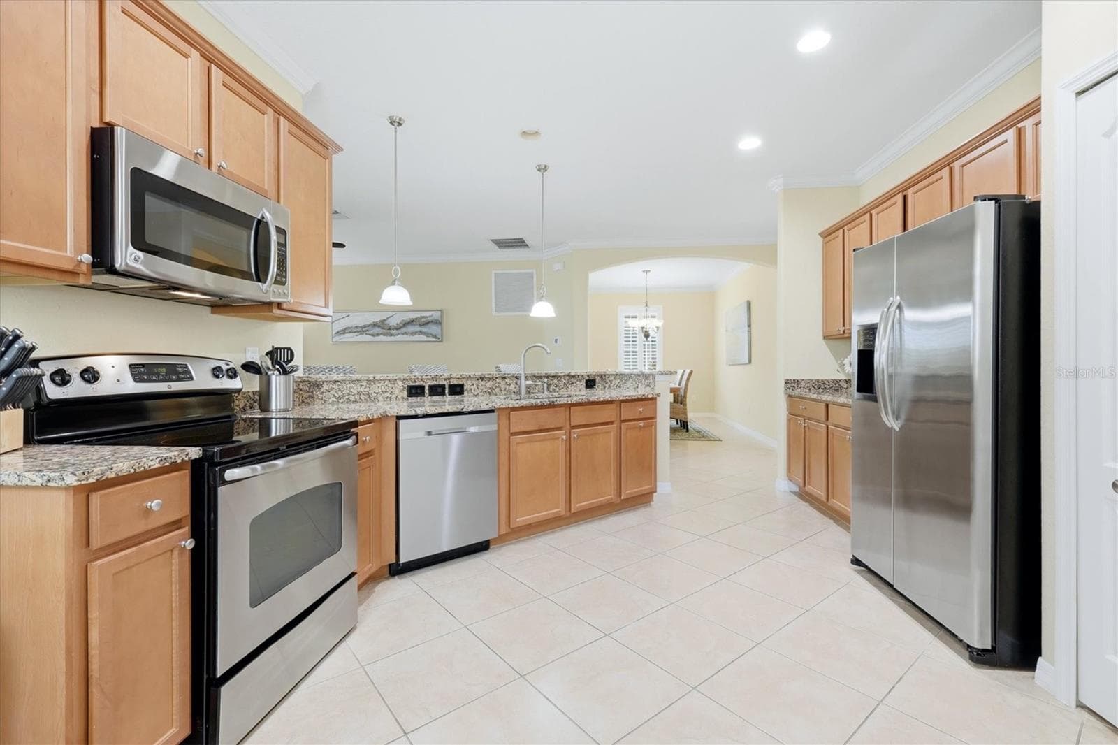 Single Family Residence at 11696 SPOTTED MARGAY AVE, VENICE, photo 16 of 47