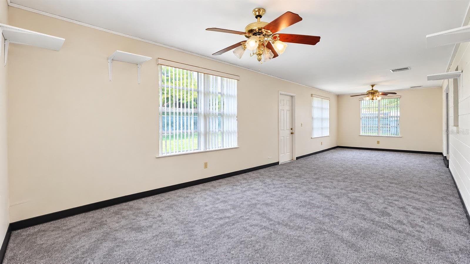 Single Family Residence at 135 OAXACA LN, KISSIMMEE, photo 10 of 27