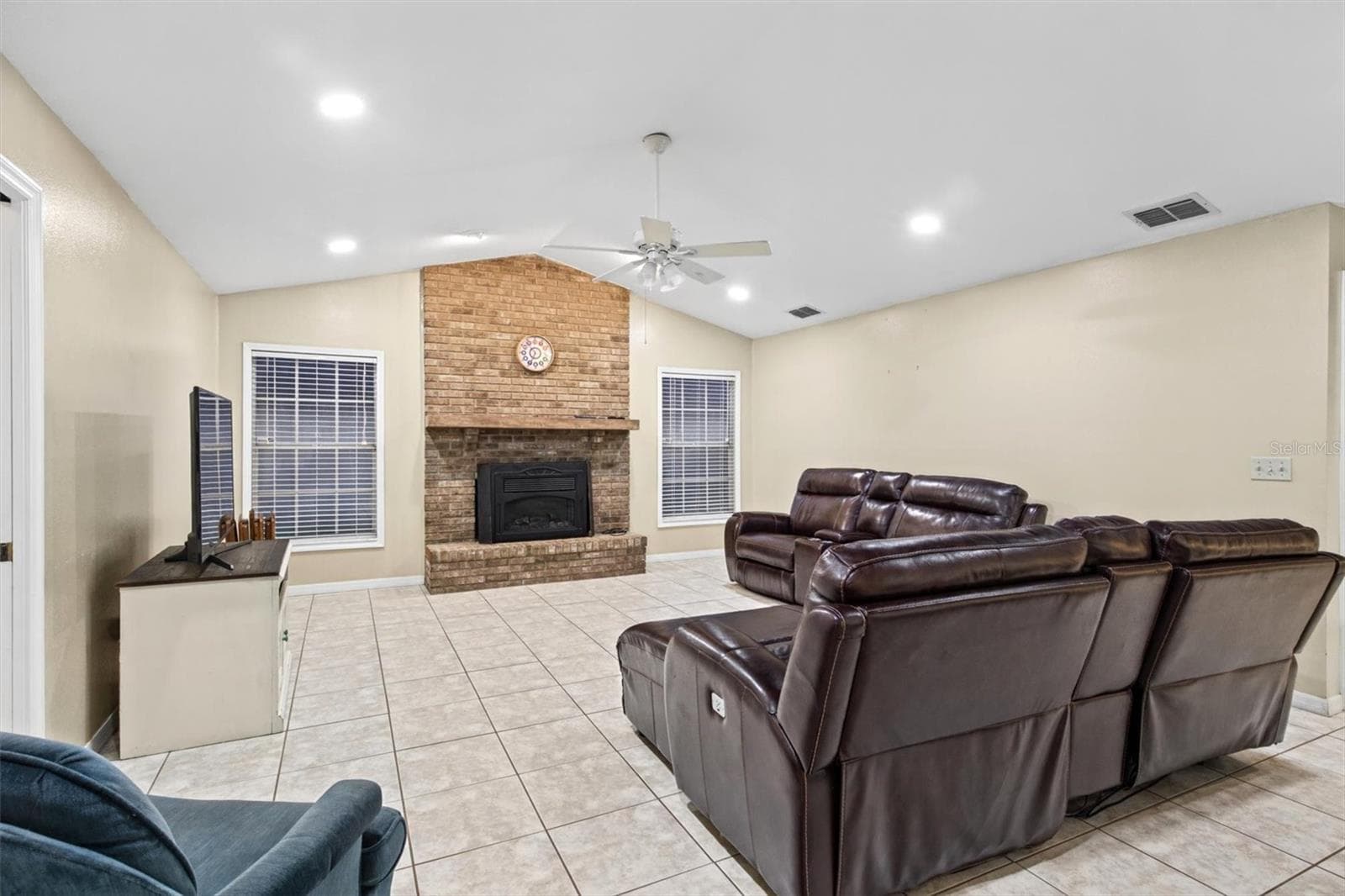 Single Family Residence at 1540 ROSA CT, BARTOW, photo 9 of 31