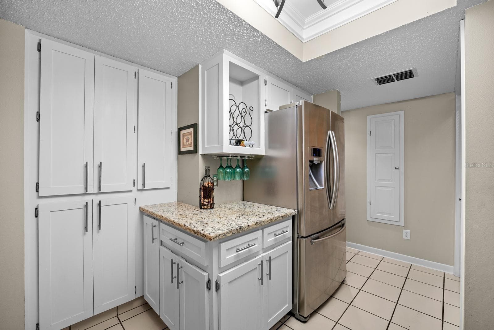 Townhouse at 5019 UMBER WAY S, TAMPA, photo 11 of 33