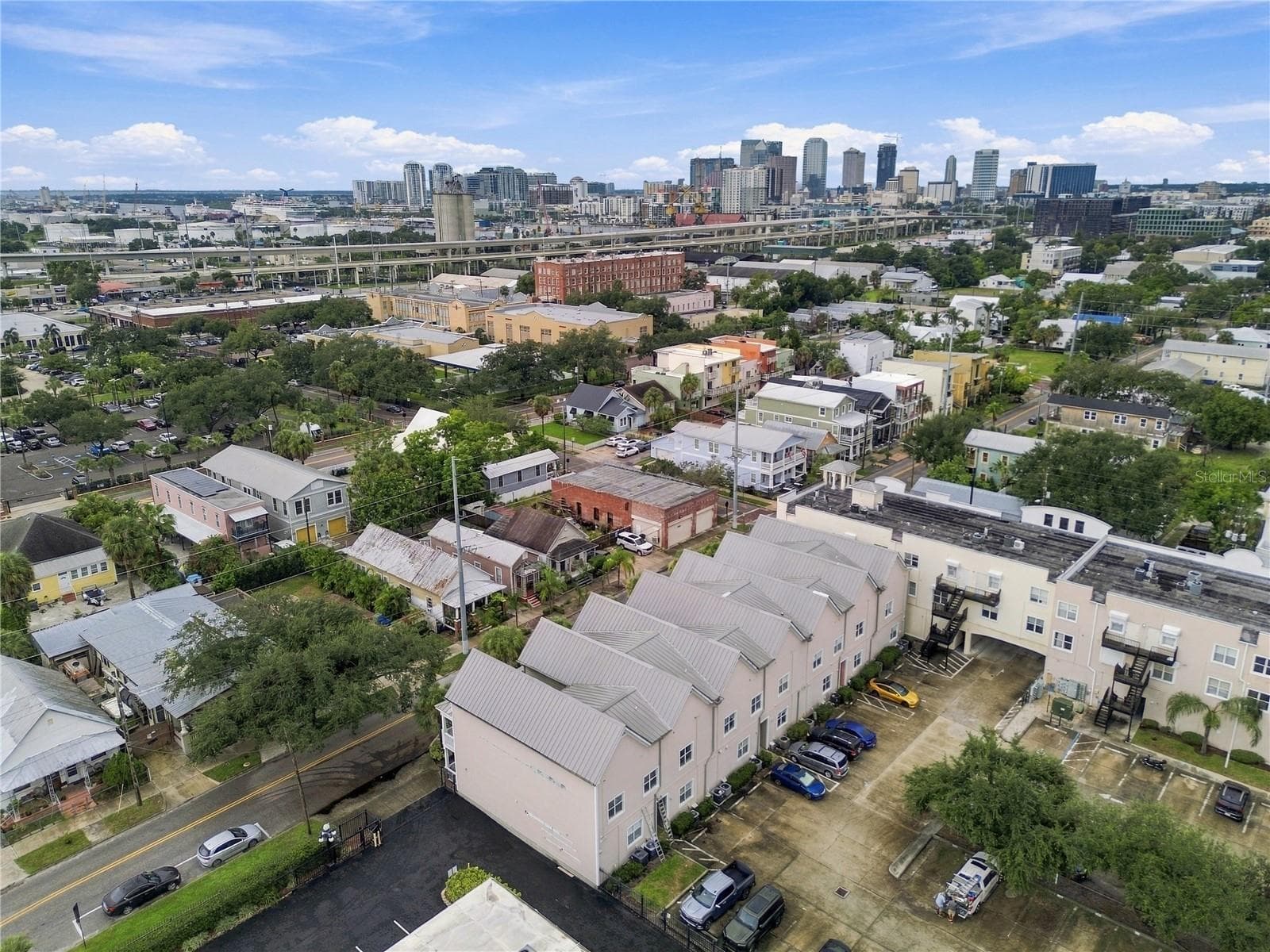 Condominium at 2002 E 5TH AVE #114, TAMPA, photo 20 of 61