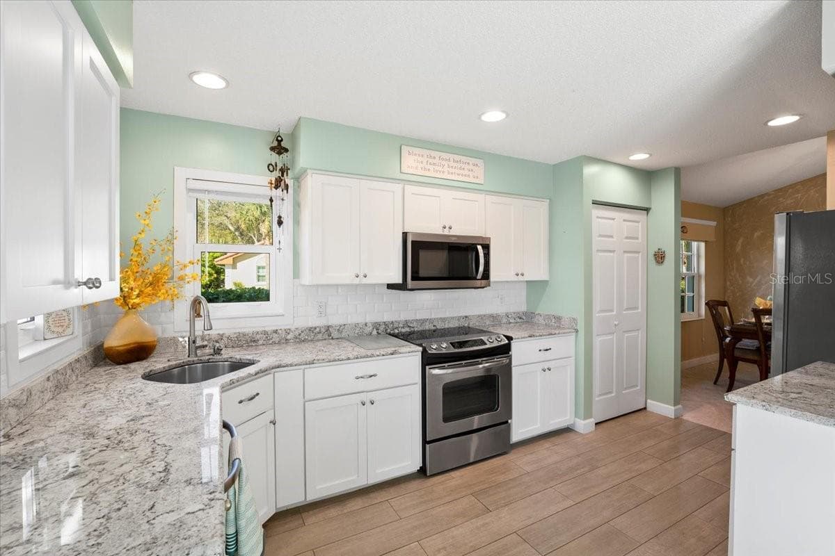 Single Family Residence at 2 SAN PABLO CT, PALM COAST, photo 15 of 71