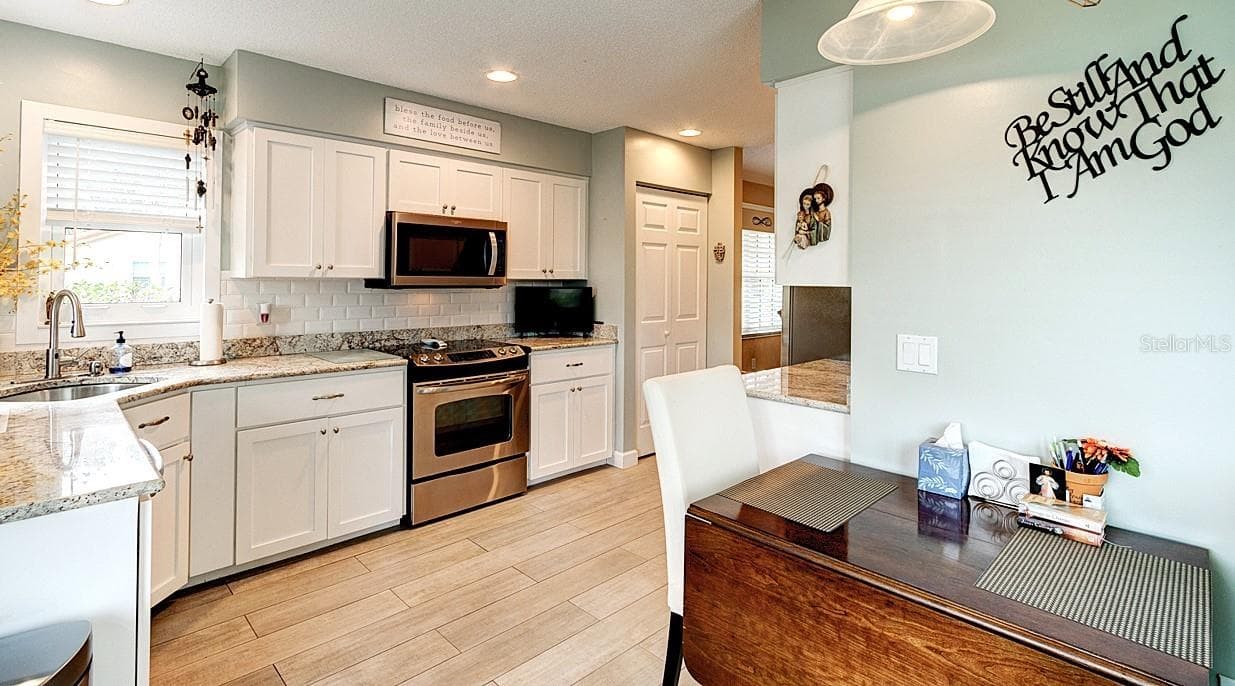 Single Family Residence at 2 SAN PABLO CT, PALM COAST, photo 17 of 71