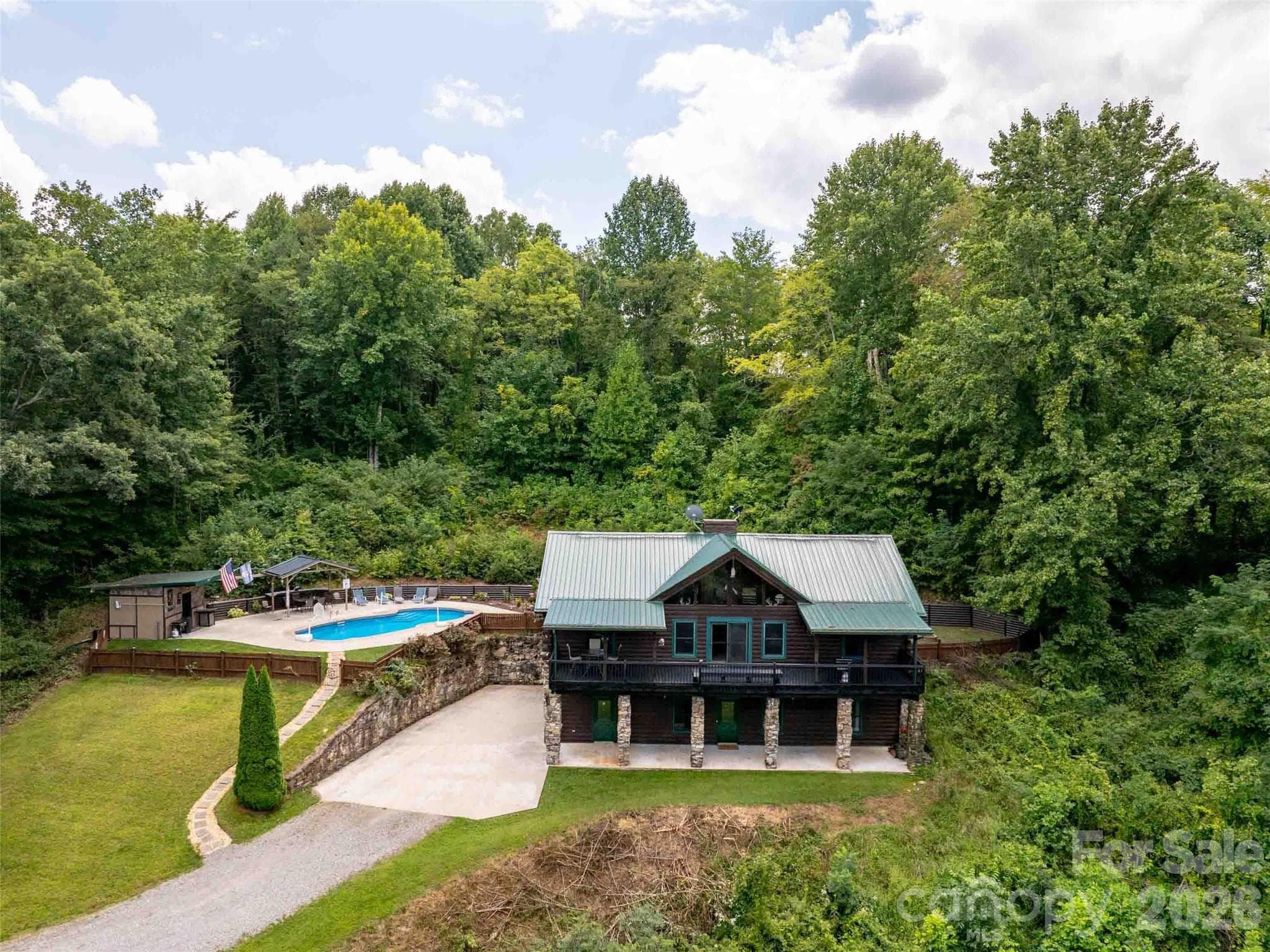 Single Family Residence at 80 Austins Trail, Canton, photo 2 of 52