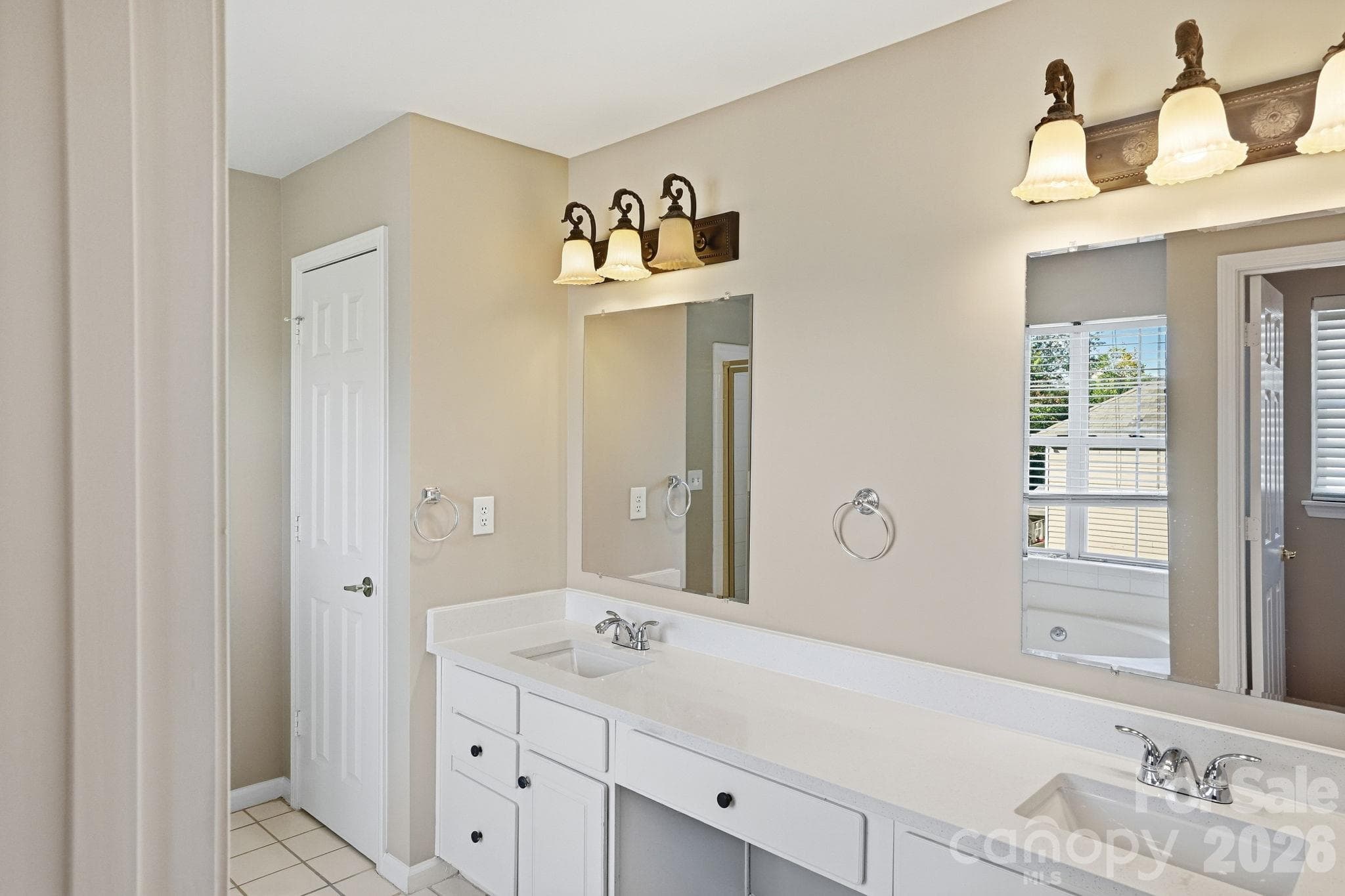 Single Family Residence at 166 Castles Gate Drive, Mooresville, photo 37 of 47