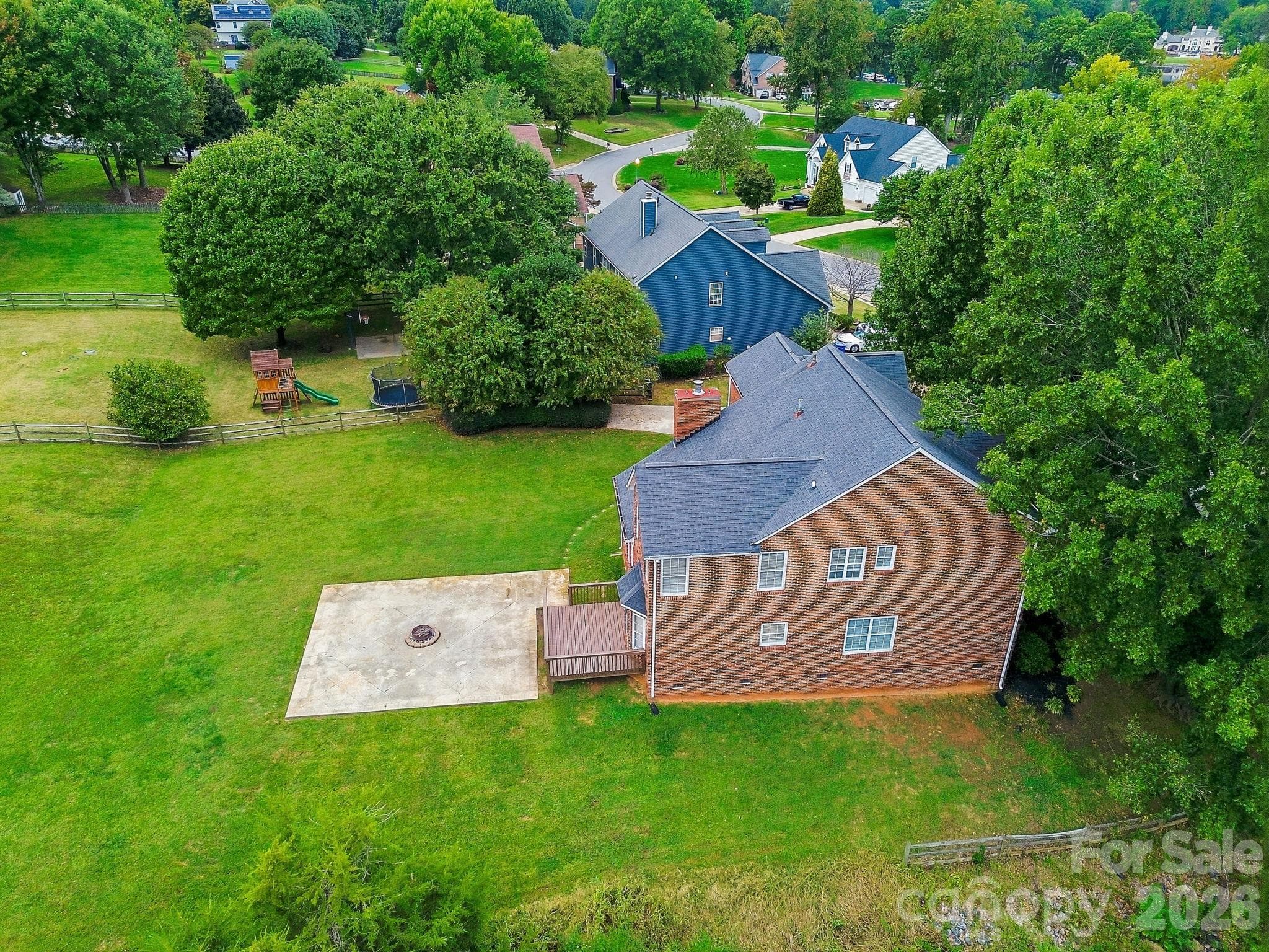 Single Family Residence at 166 Castles Gate Drive, Mooresville, photo 41 of 47