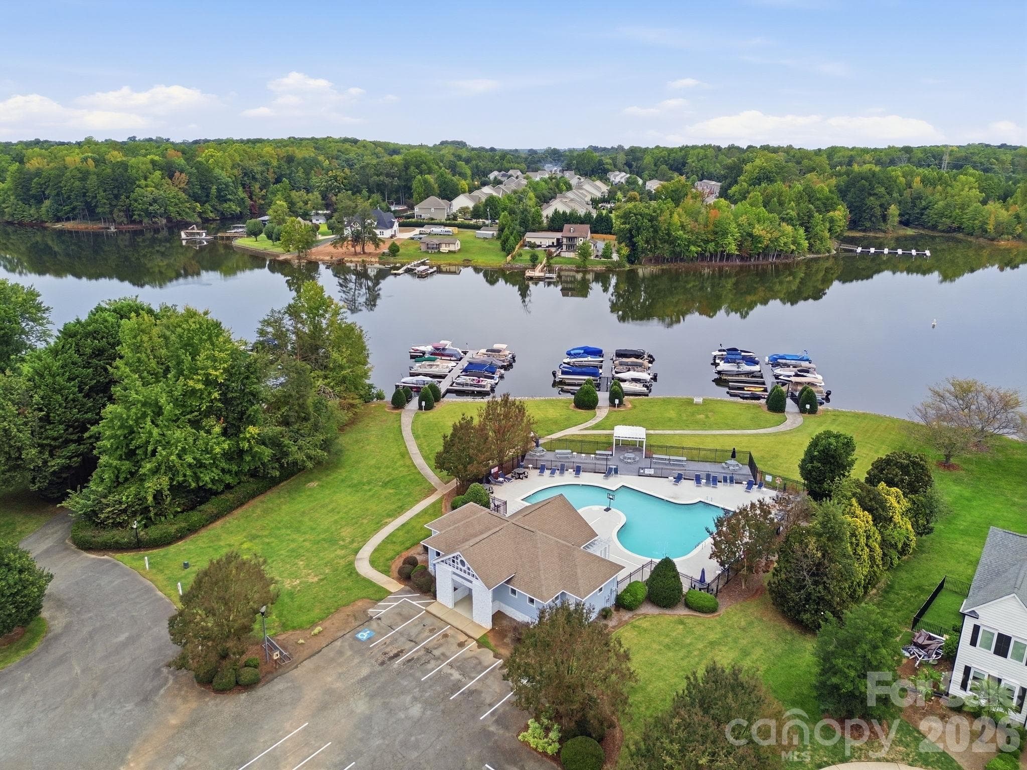 Single Family Residence at 166 Castles Gate Drive, Mooresville, photo 43 of 47