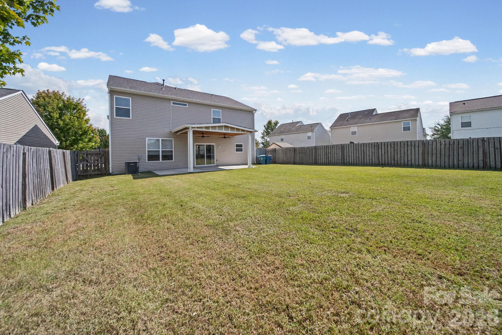 Single Family Residence at 13913 Sugar Oats Lane, Charlotte, photo 35 of 40