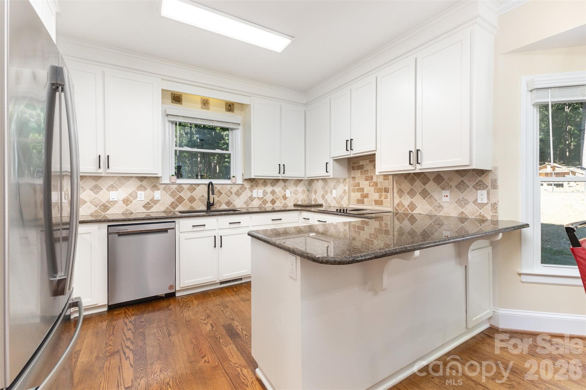 Modern Kitchen - 15655 Highway 601 Highway, Midland