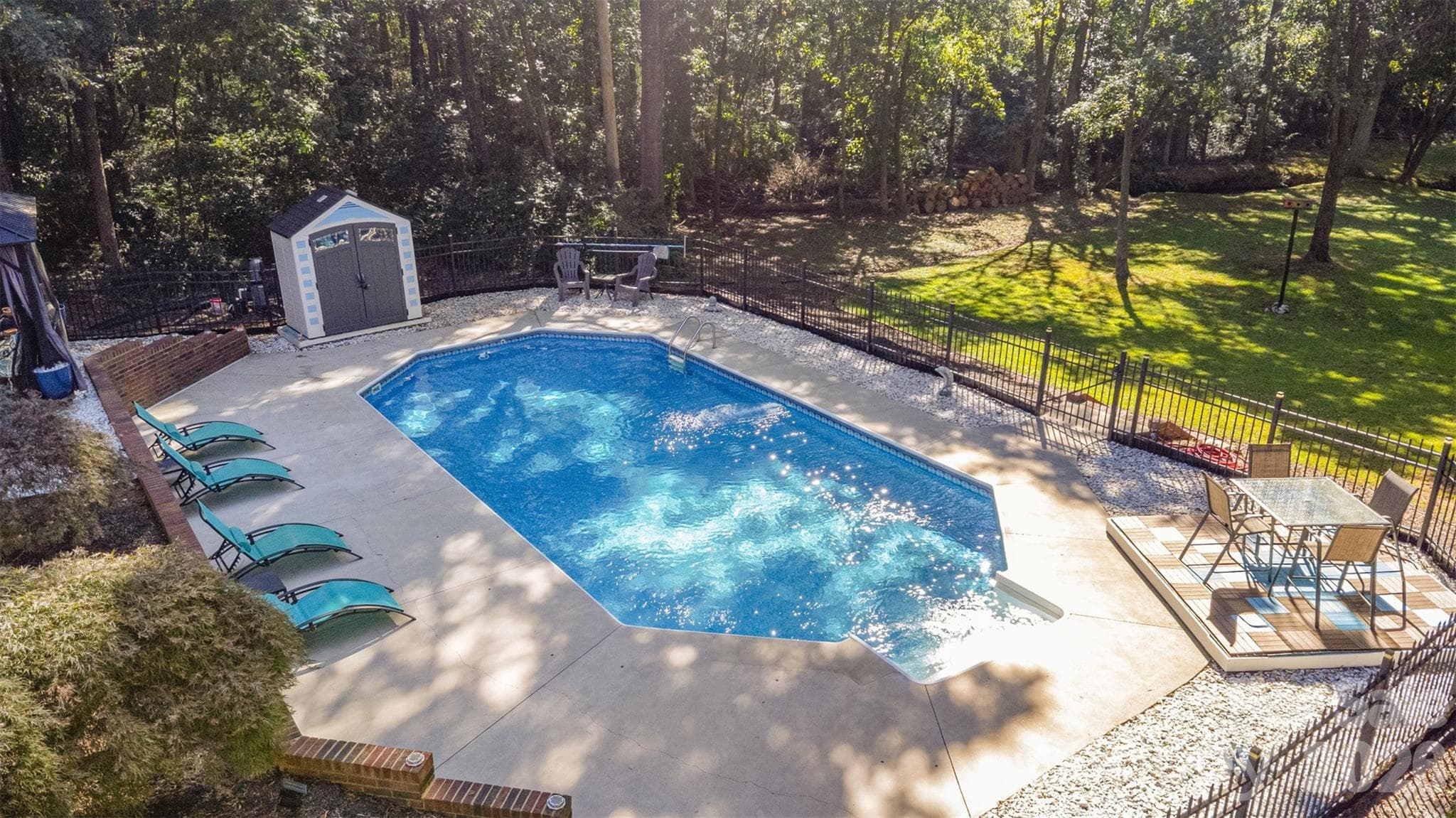 Aerial Pool - 15655 Highway 601 Highway, Midland
