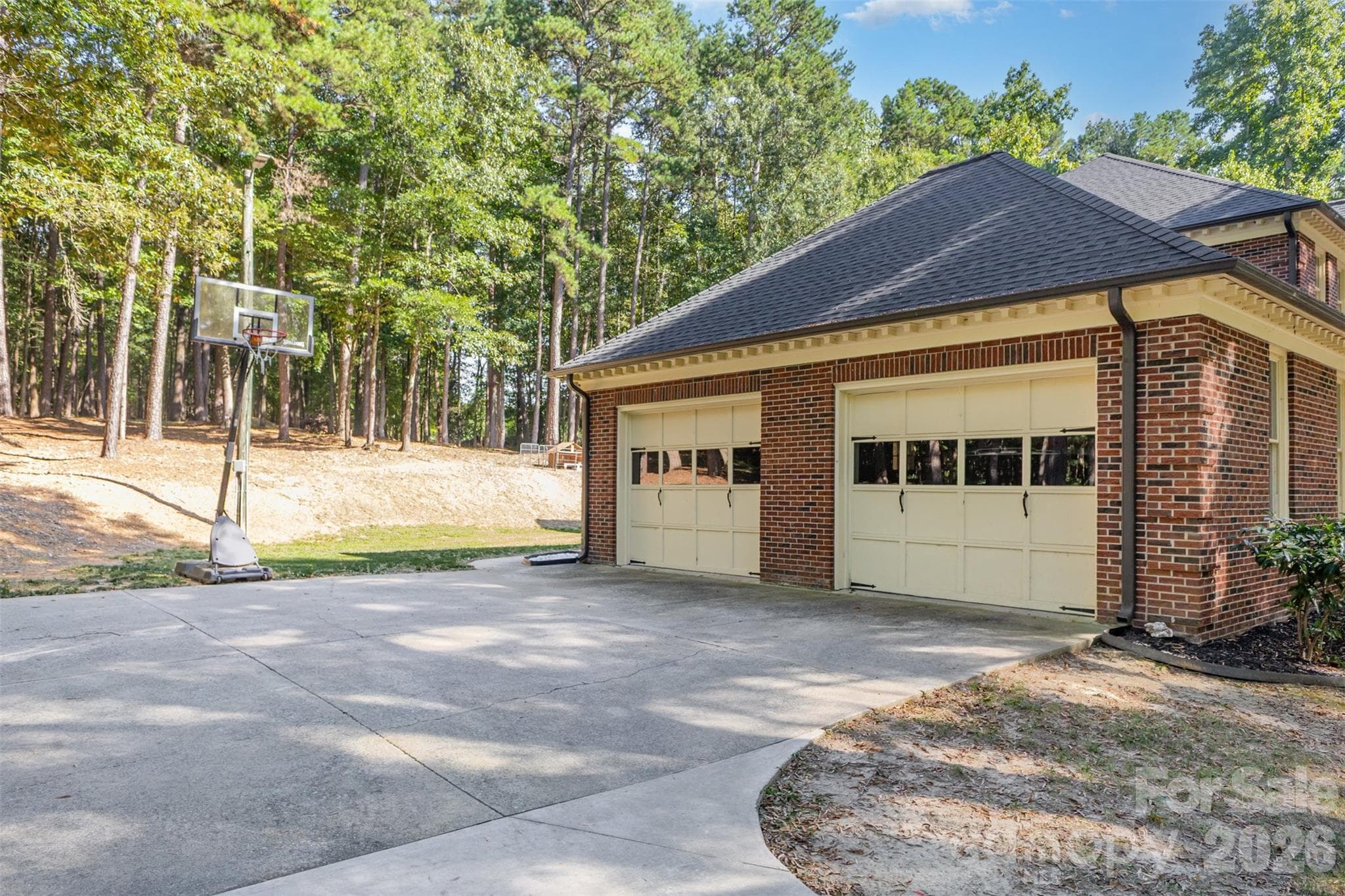 Side Entry Garage - 15655 Highway 601 Highway, Midland