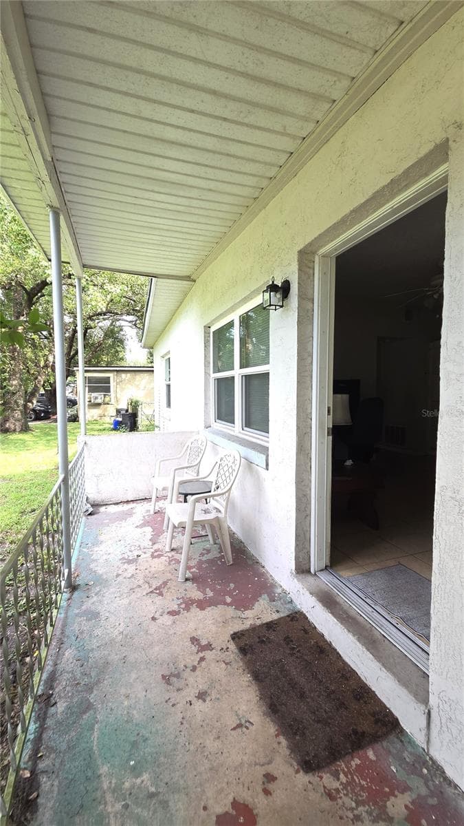Single Family Residence at 110 CLUB RD, SANFORD, photo 13 of 18