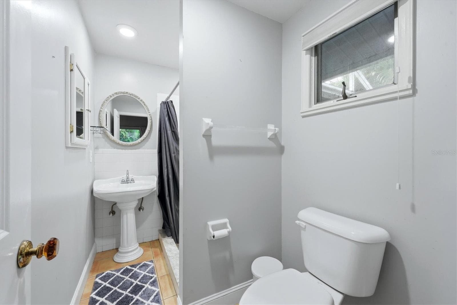 Prinary Bath - 1800 ALTA VISTA ST, SARASOTA