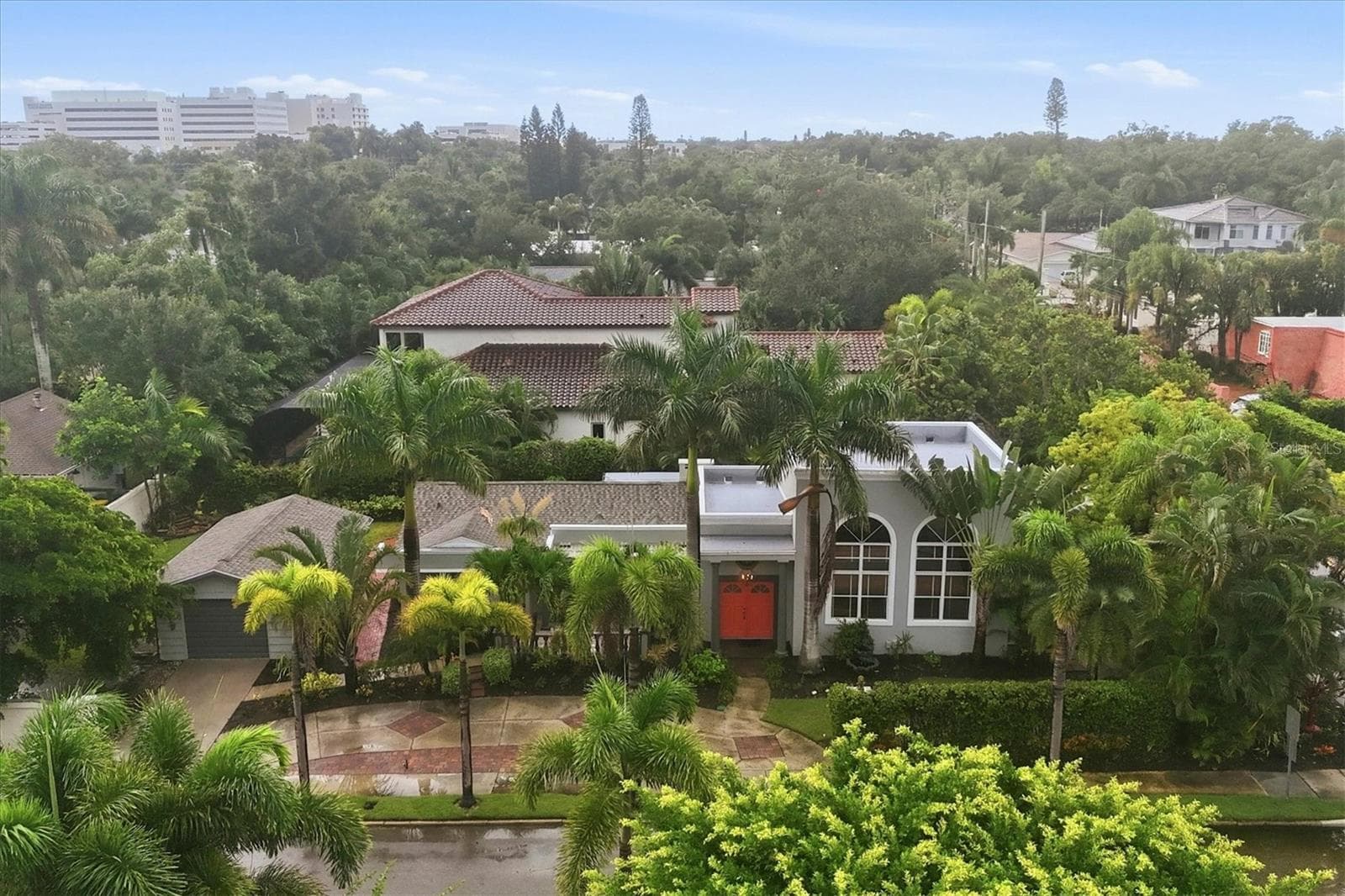 Circulat Driveway - 1800 ALTA VISTA ST, SARASOTA