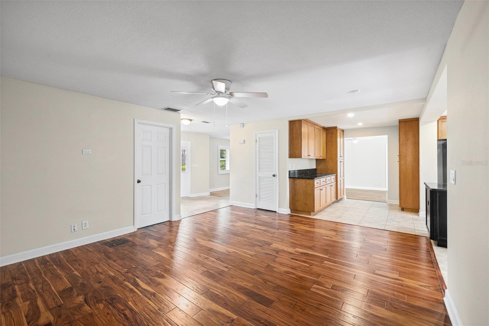 Single Family Residence at 1570 HIGH BLUFF DR, LARGO, photo 22 of 78