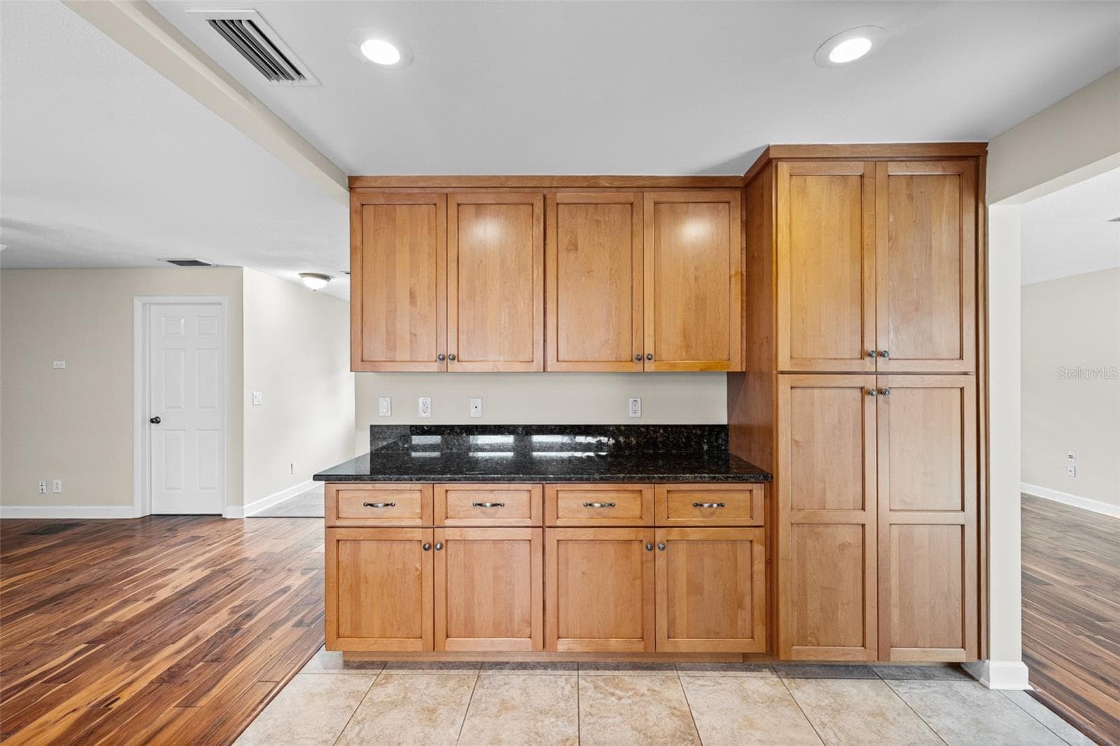 Single Family Residence at 1570 HIGH BLUFF DR, LARGO, photo 23 of 78