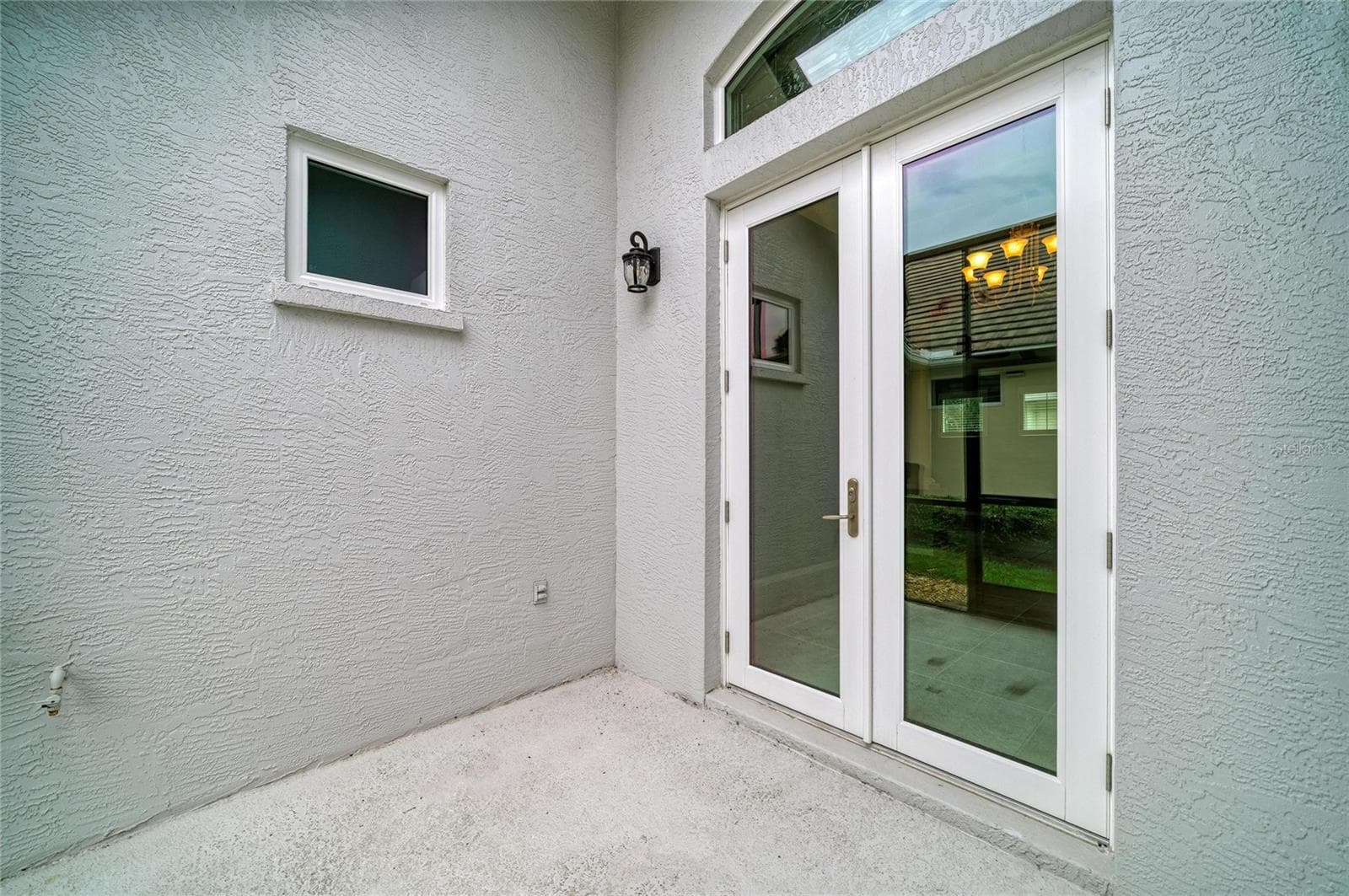 Patio off Kitchen & Dining Room - 7816 HERITAGE CLASSIC CT, LAKEWOOD RANCH