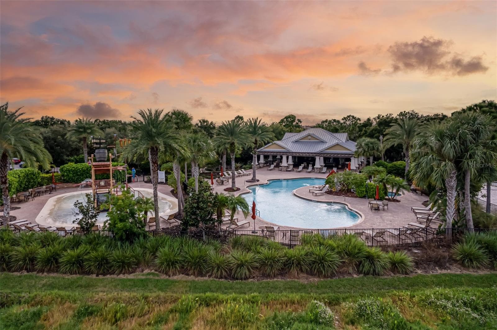Pavillion - 6195 ANISE DR, SARASOTA