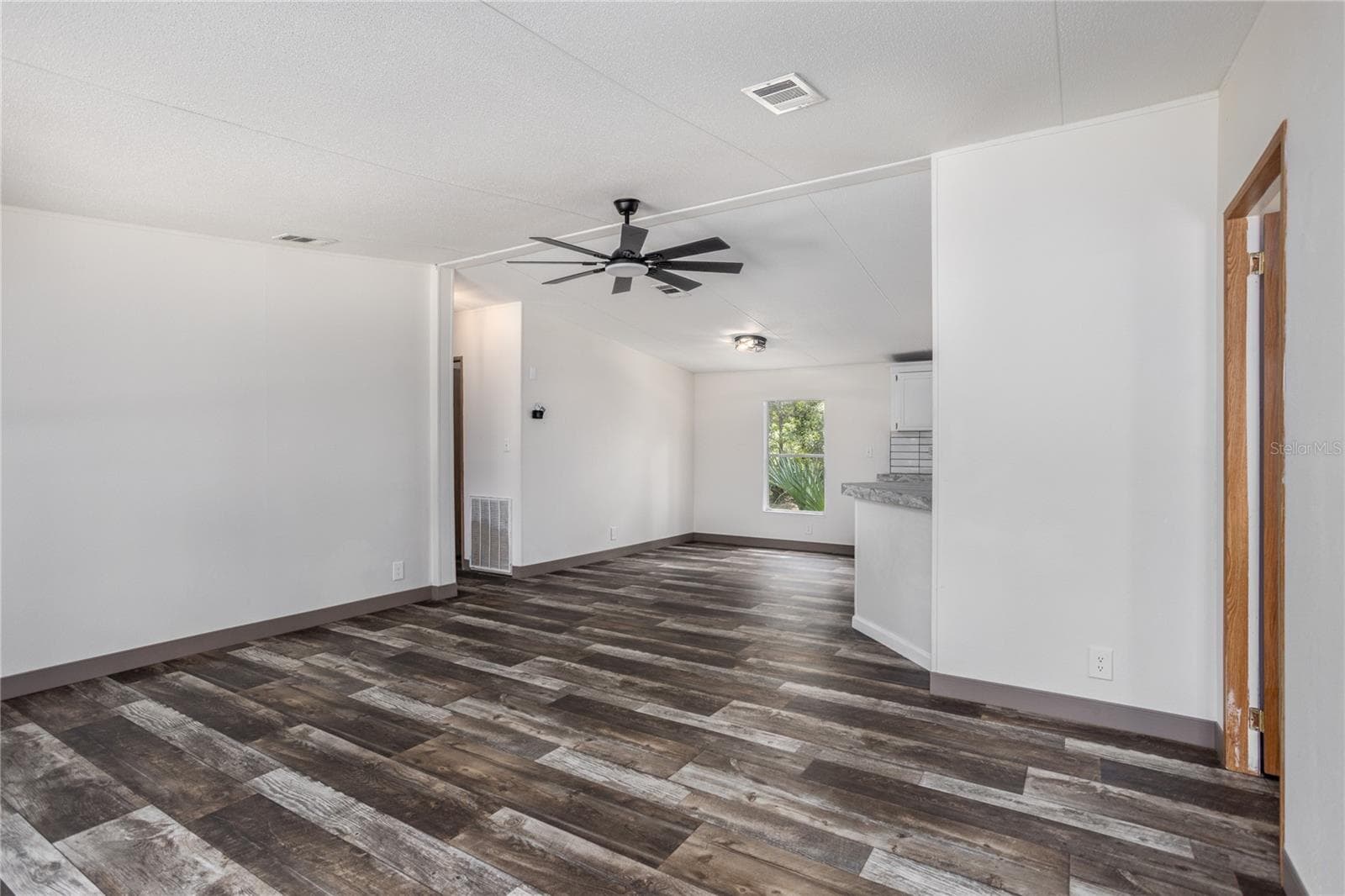 Single Family Residence at 551 NE 354TH AVE, OLD TOWN, photo 12 of 65