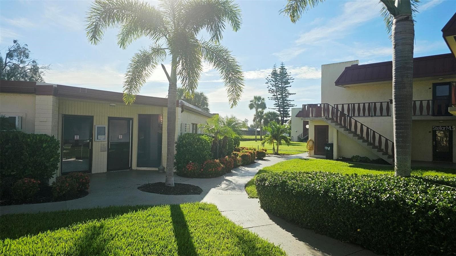 Clubhouse & onside management office - 93 BOUNDARY BLVD #302, ROTONDA WEST