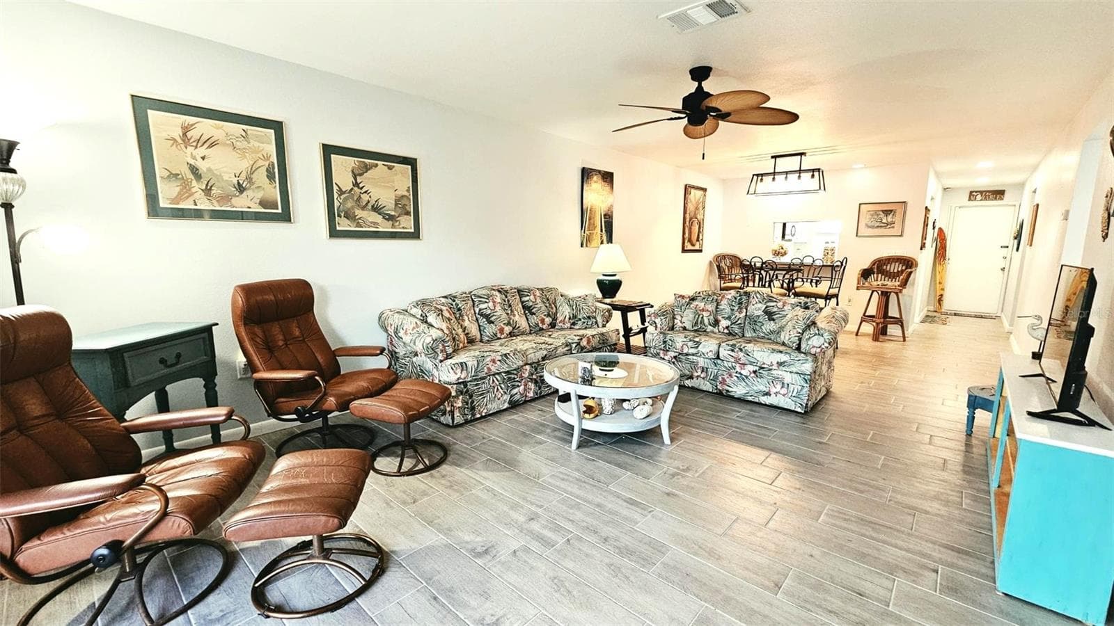 Living room - 93 BOUNDARY BLVD #302, ROTONDA WEST
