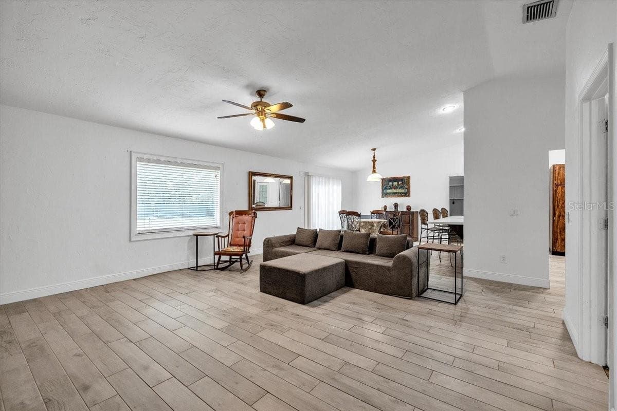 Single Family Residence at 1231 SE HANSEL AVE, ARCADIA, photo 12 of 78