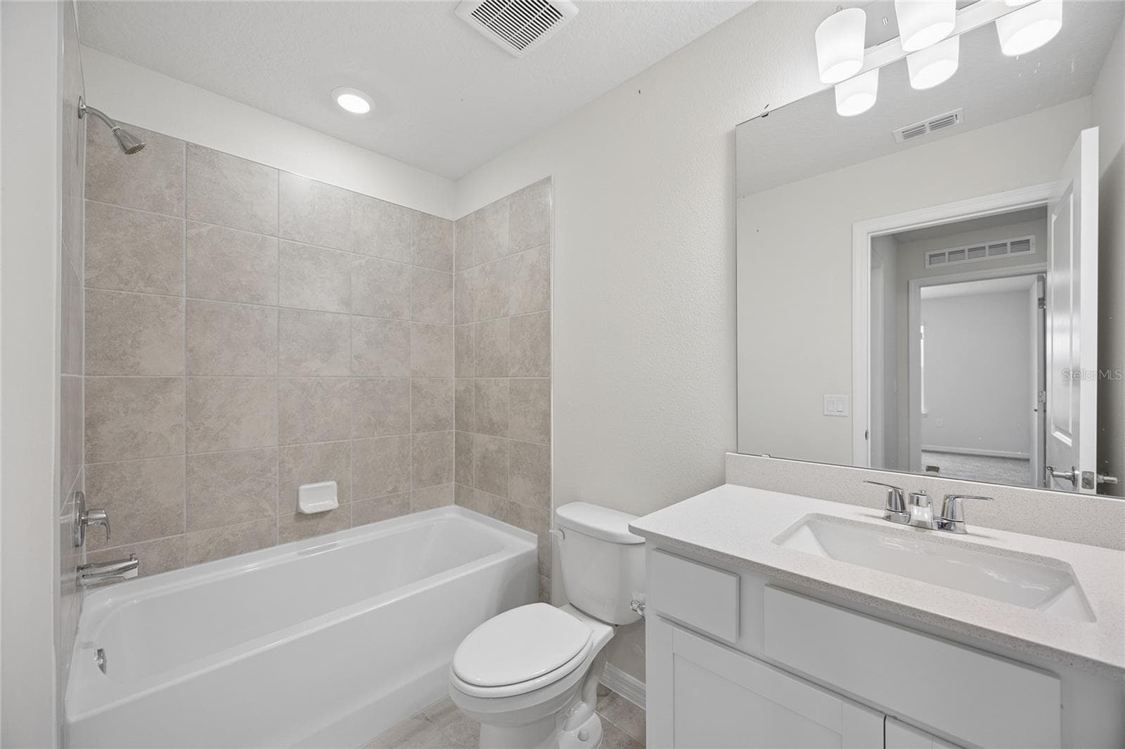 Townhouse at 10537 GLOWING BEACON ST, ORLANDO, photo 22 of 29