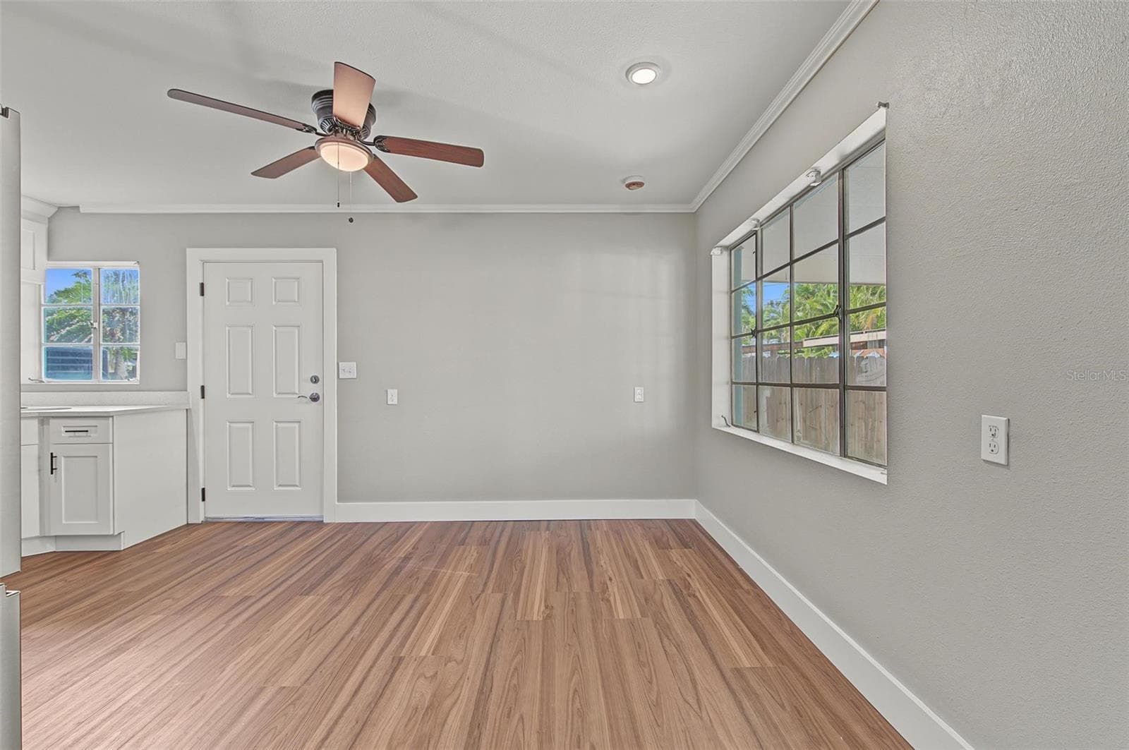 Single Family Residence at 603 INDIANA AVE, CRYSTAL BEACH, photo 10 of 37
