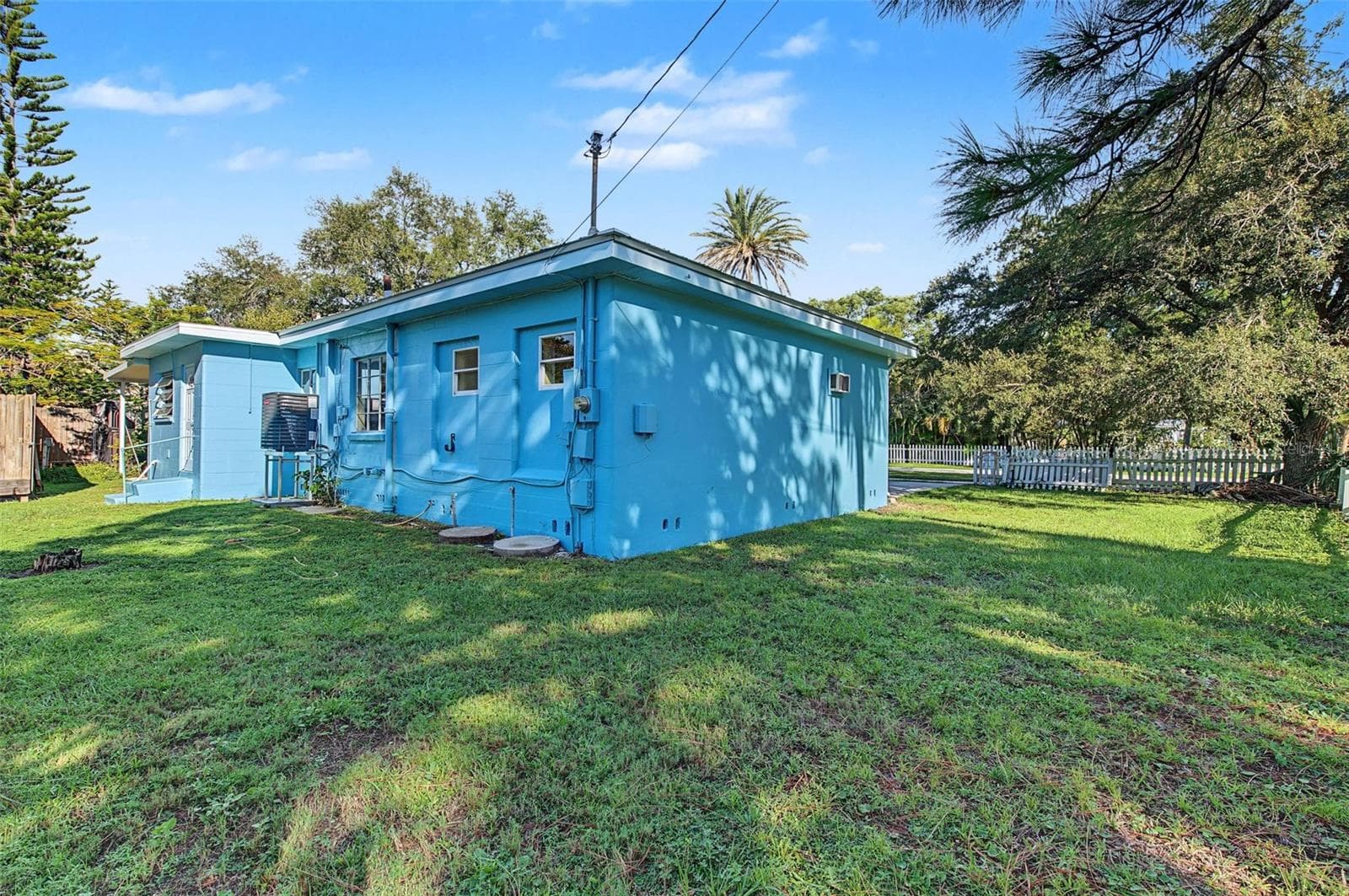 Single Family Residence at 603 INDIANA AVE, CRYSTAL BEACH, photo 25 of 37